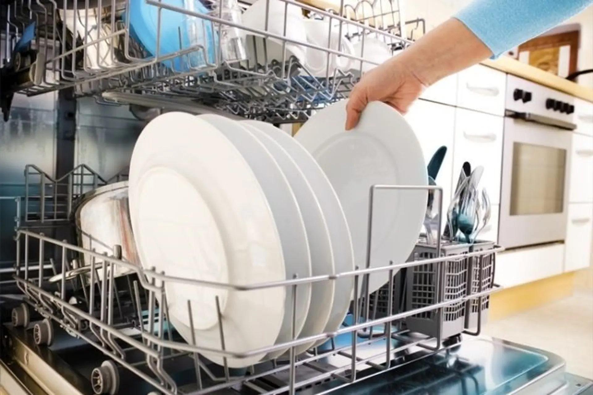 Nên mua máy rửa bát bao nhiêu bộ? Đặc điểm của từng loại máy rửa bát theo bộ