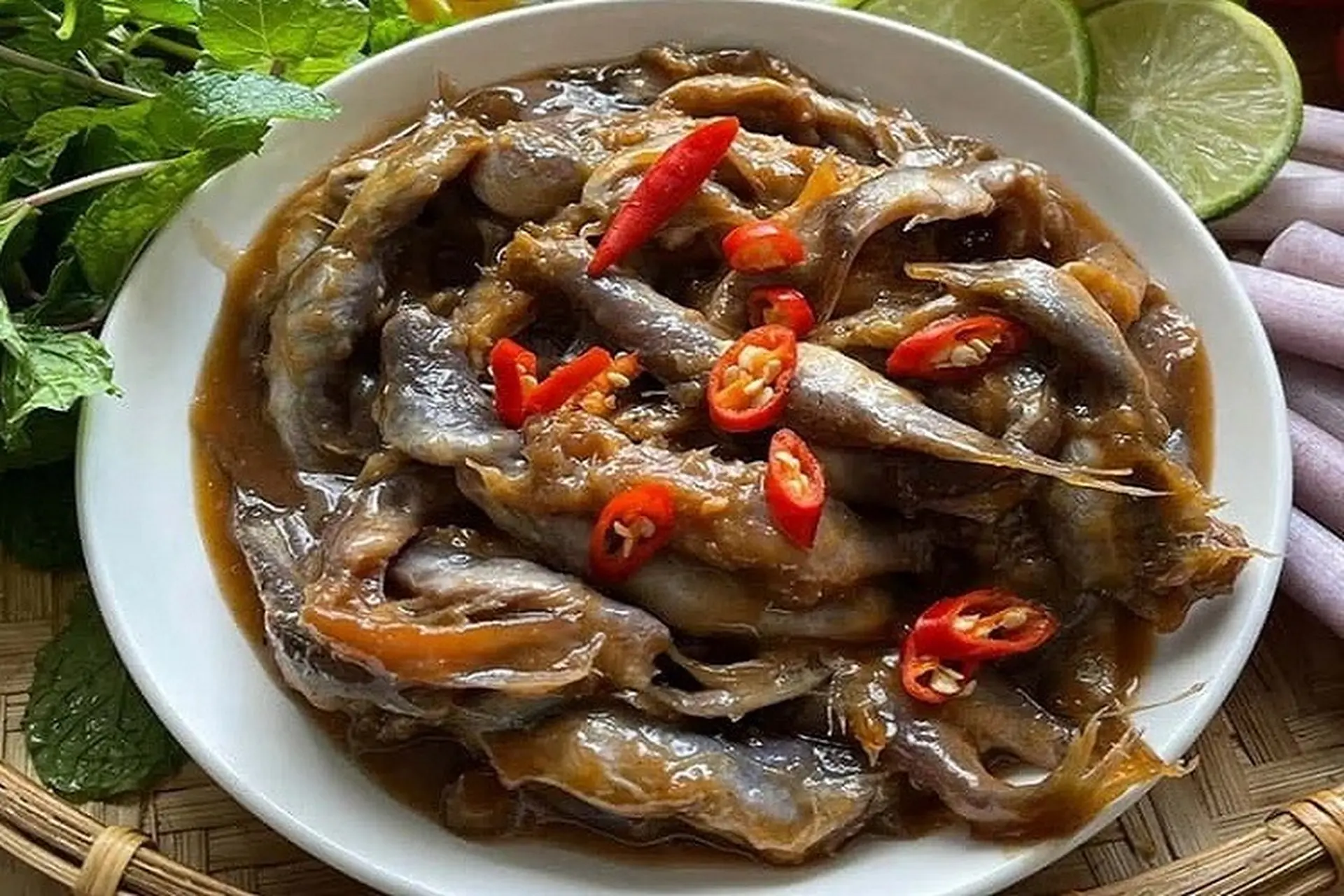 Bật mí công thức làm mắm cá linh thơm ngon, đậm đà, chuẩn vị miền Tây tại nhà