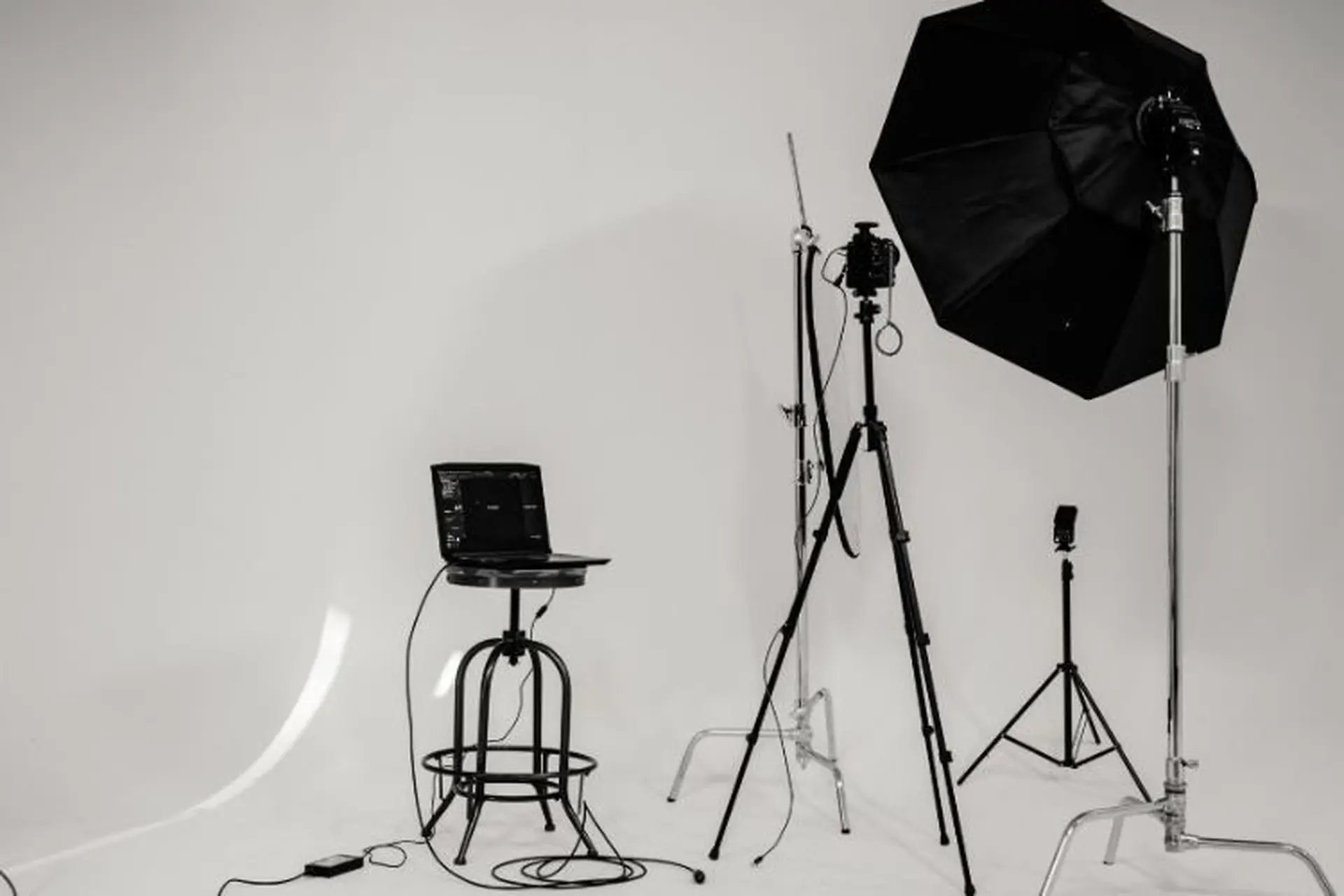 Xây dựng nhanh công thức làm video quảng cáo của doanh nghiệp