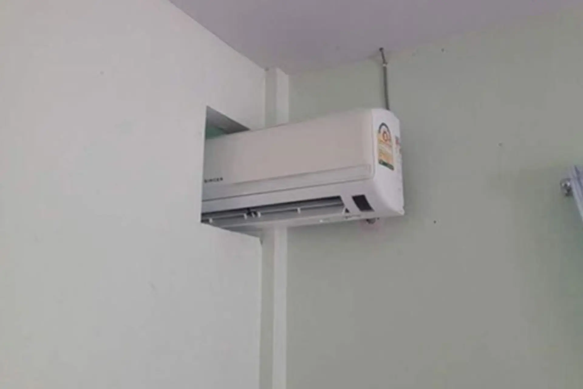 Có nên lắp 1 máy lạnh chia 2 phòng? Cách làm này có thực sự tiết kiệm hơn không?