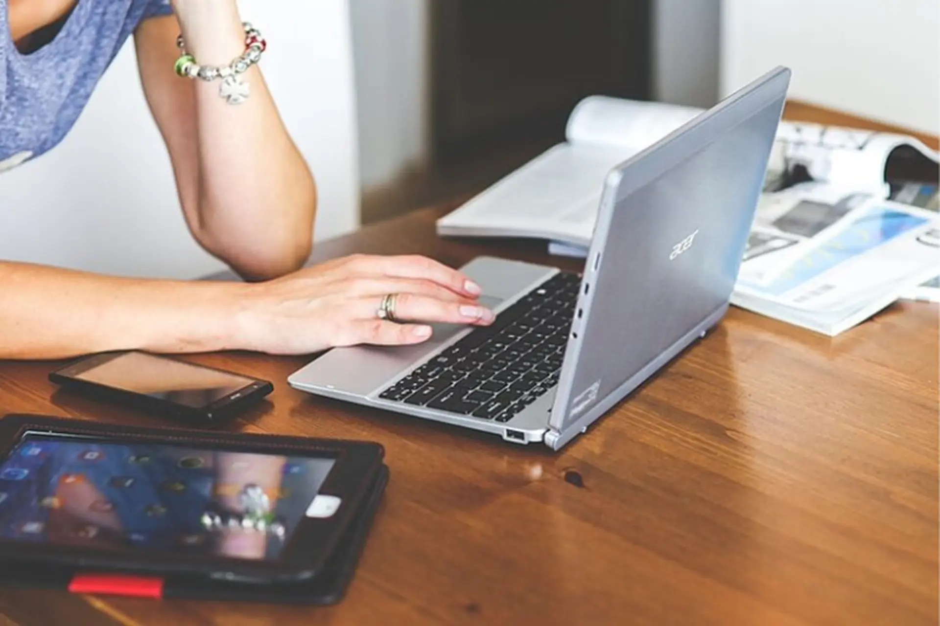 Top 10 laptop giá rẻ dưới 3 triệu tiết kiệm ngân sách mà vẫn đảm bảo hiệu suất