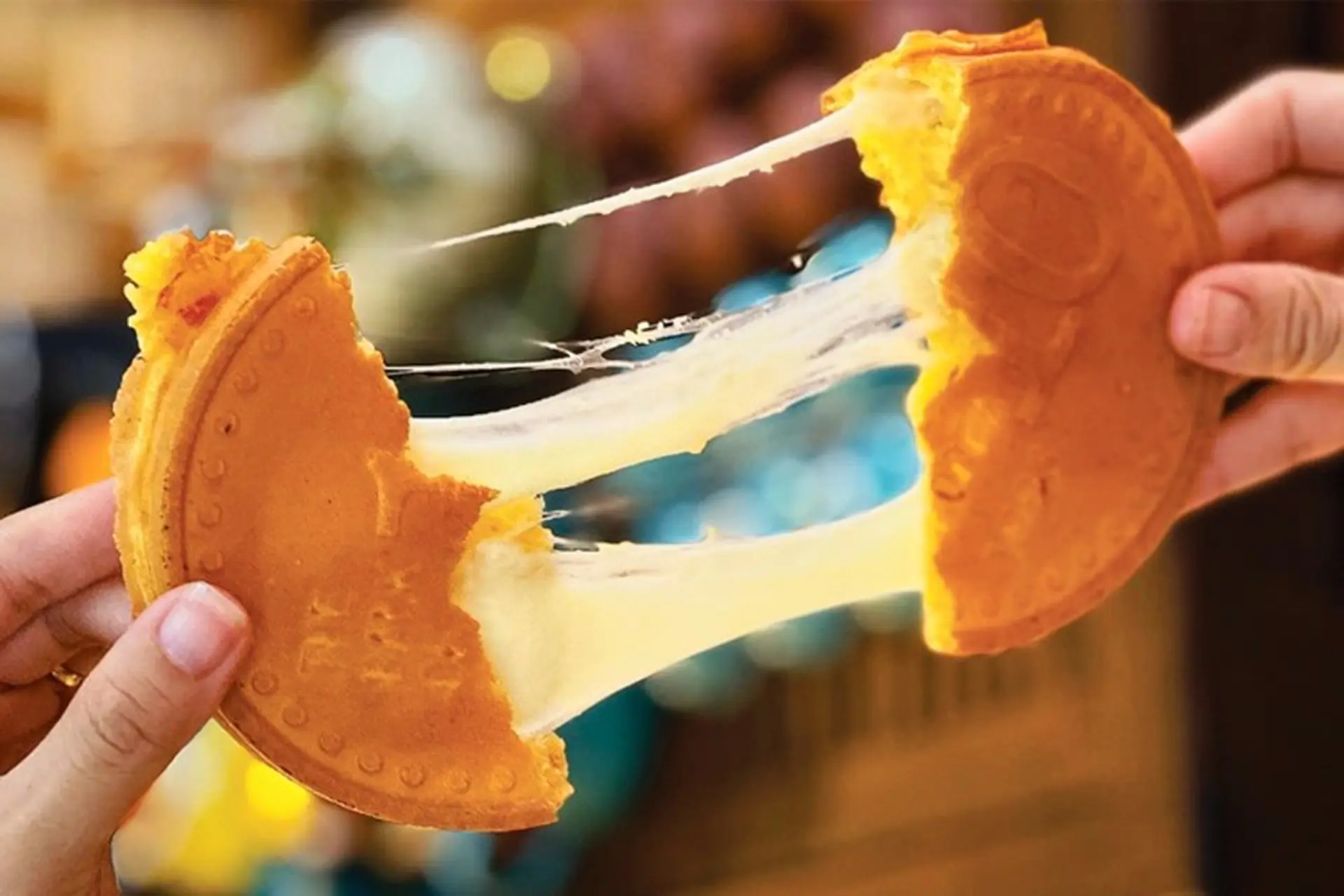 Cách làm bánh đồng xu phô mai kéo sợi Hàn Quốc đơn giản, thơm ngon chuẩn vị ngay tại nhà