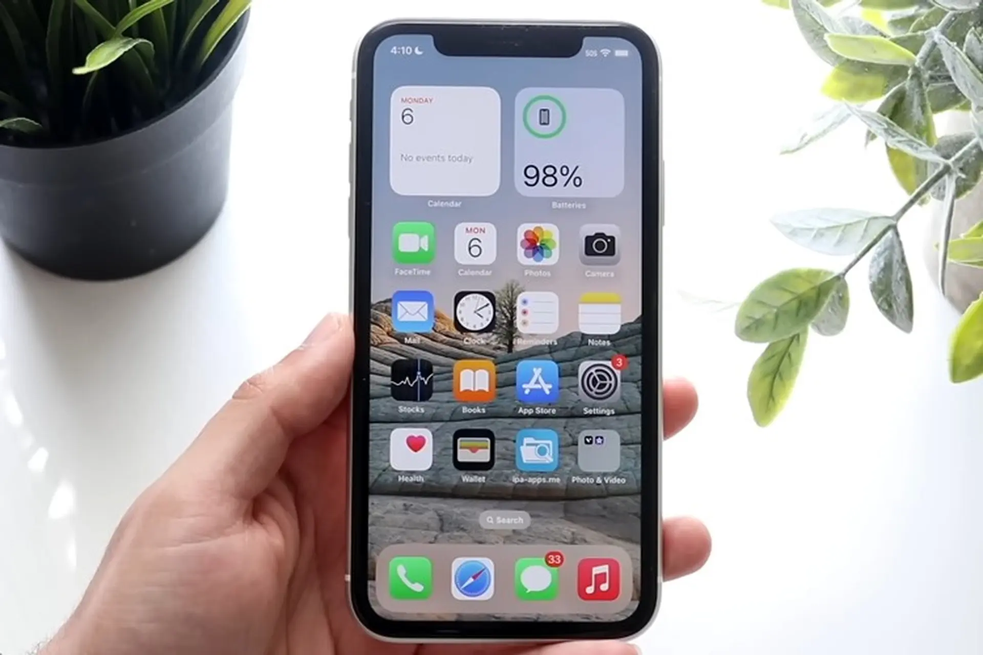Người dùng iPhone 11 có nên lên iOS 16 hay không? Có ưu điểm và nhược điểm gì?