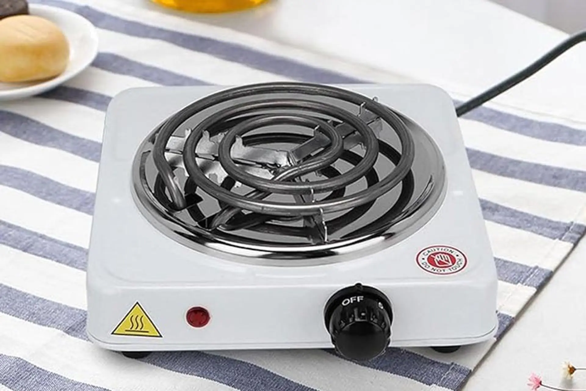 Mâm nhiệt bếp điện là gì? Bộ phận này có tác dụng như thế nào trên bếp điện?