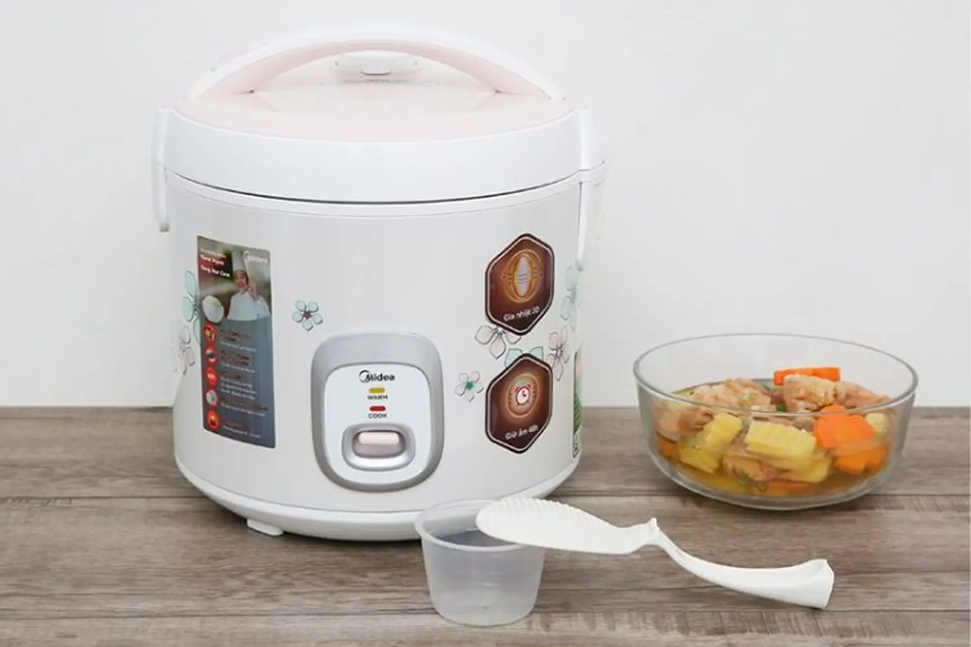 Công nghệ nồi cơm điện Midea có tốt không? Gợi ý một số sản phẩm tham khảo