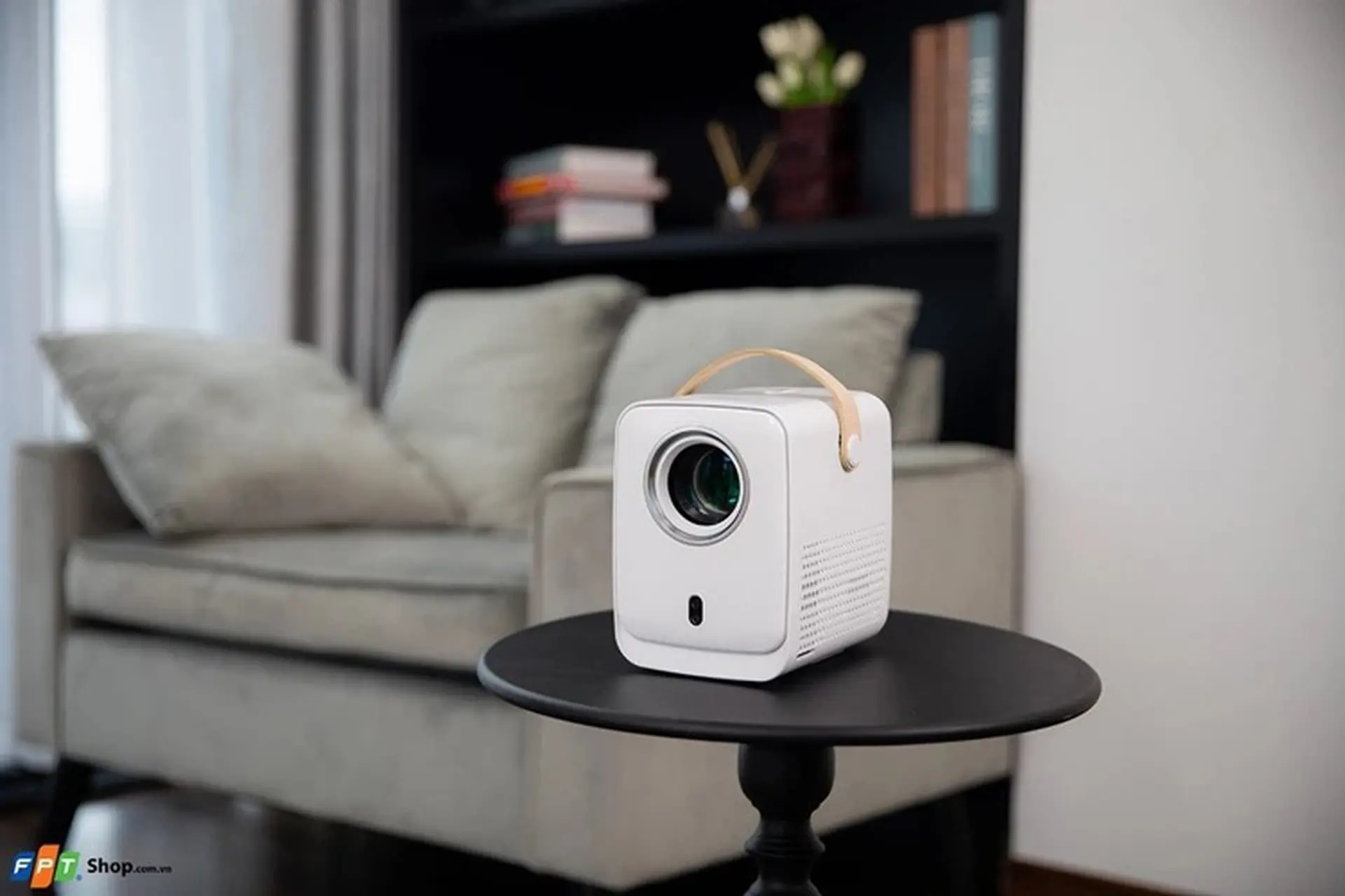 Máy chiếu có phải giải pháp thay thế tốt cho các màn hình truyền thống không?