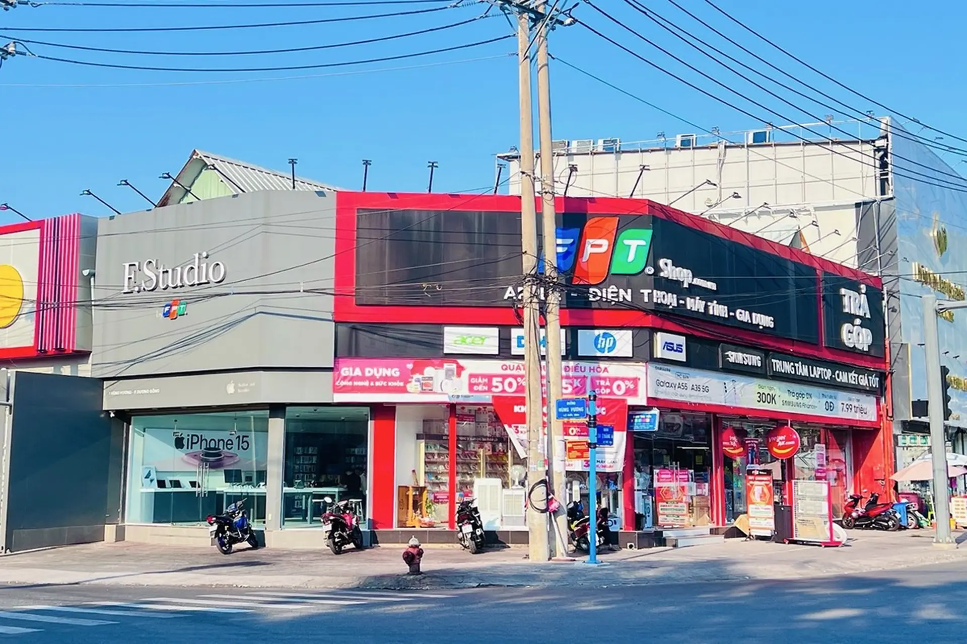 Hình ảnh cửa hàng