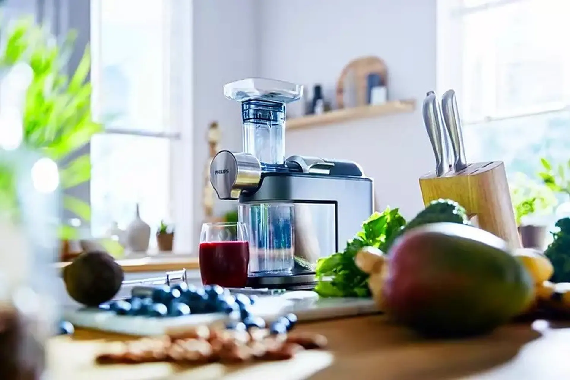 Công nghệ MicroMasticating là gì? Khám phá công nghệ ép hoa quả tiên tiến từ nguyên liệu thiên nhiên