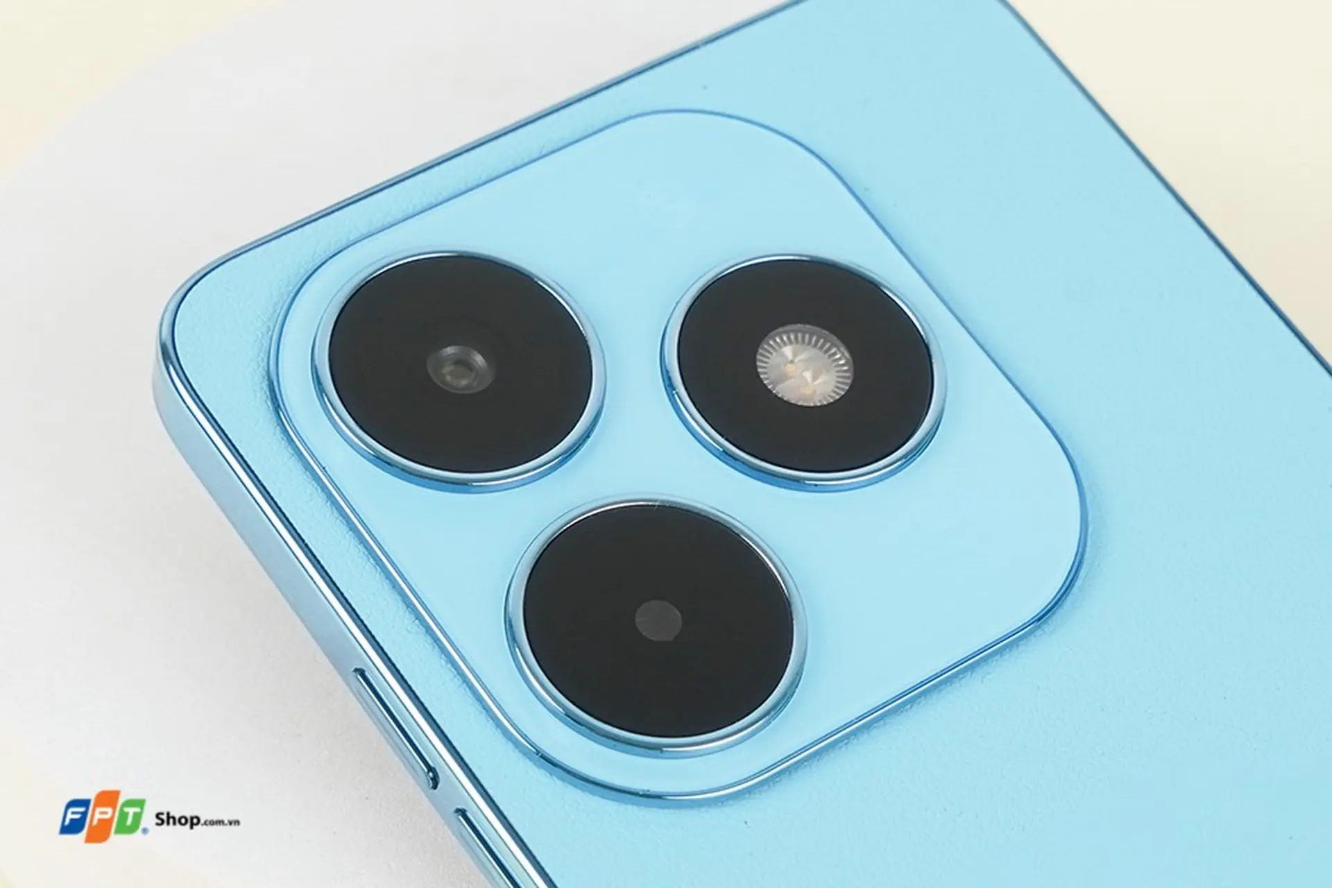 https://fptshop.com.vn/