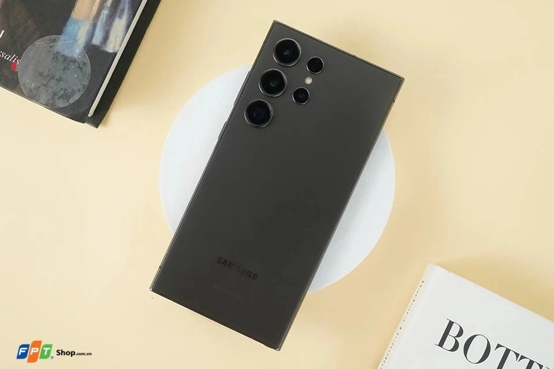 So sánh Samsung Galaxy Z Fold6 và Galaxy S23 Ultra: Có nên "lên đời" không?