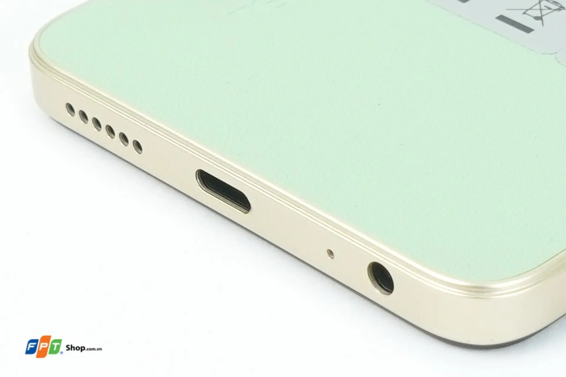 https://fptshop.com.vn/