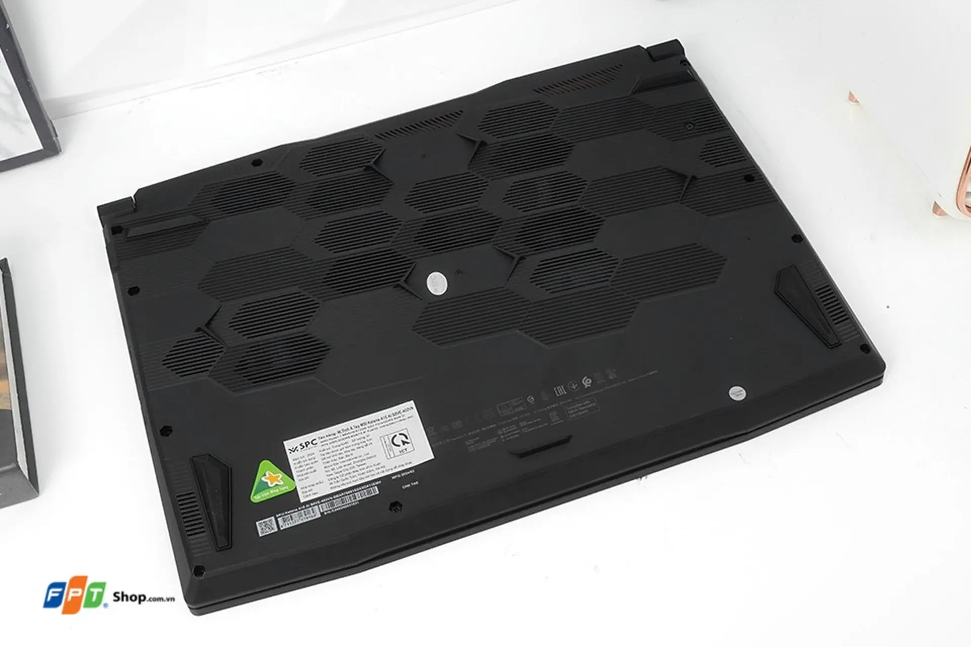 https://fptshop.com.vn/