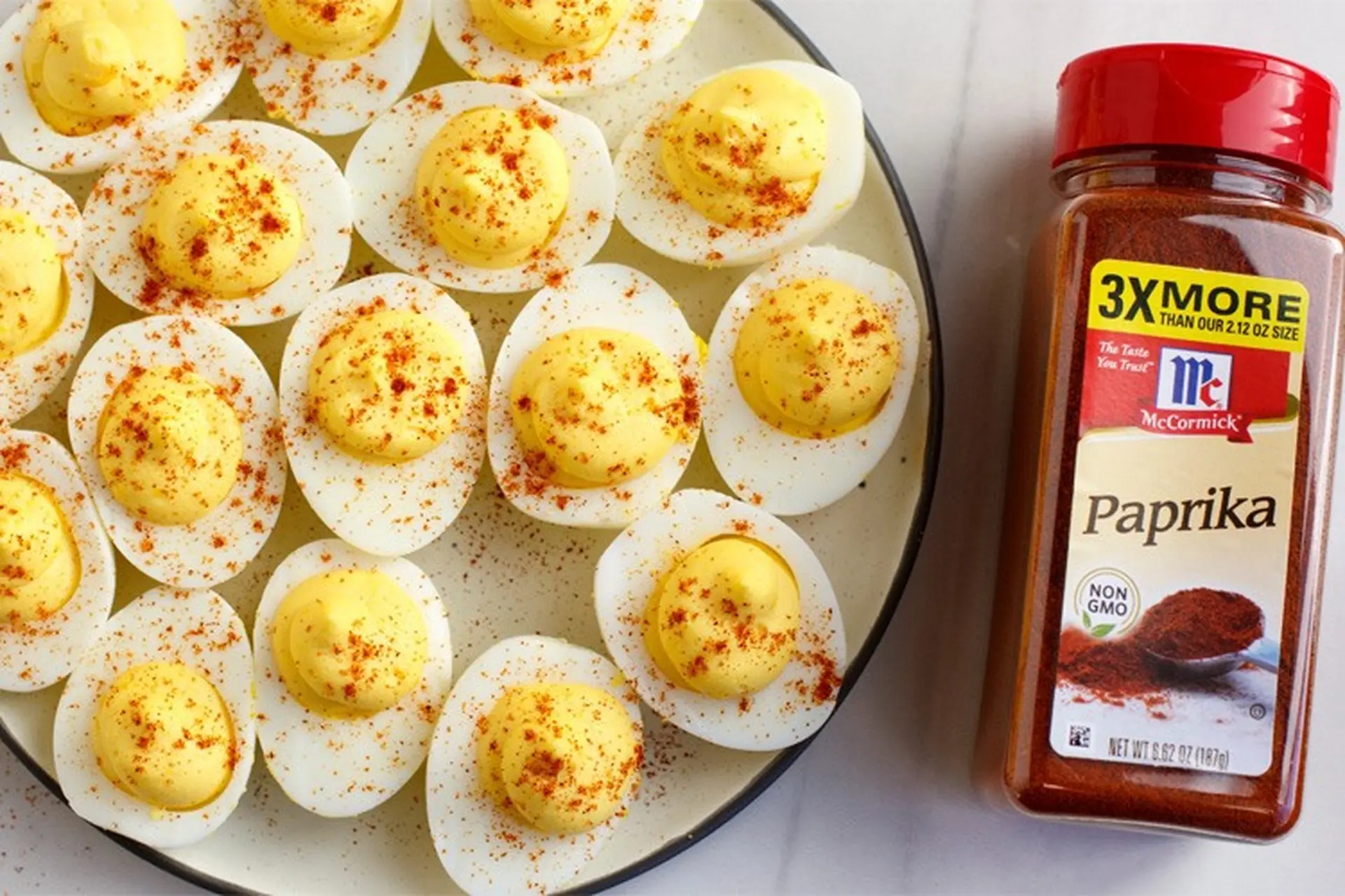 Bột Paprika là gì? Biểu tượng của ẩm thực Hungary và cách sử dụng trong nấu ăn