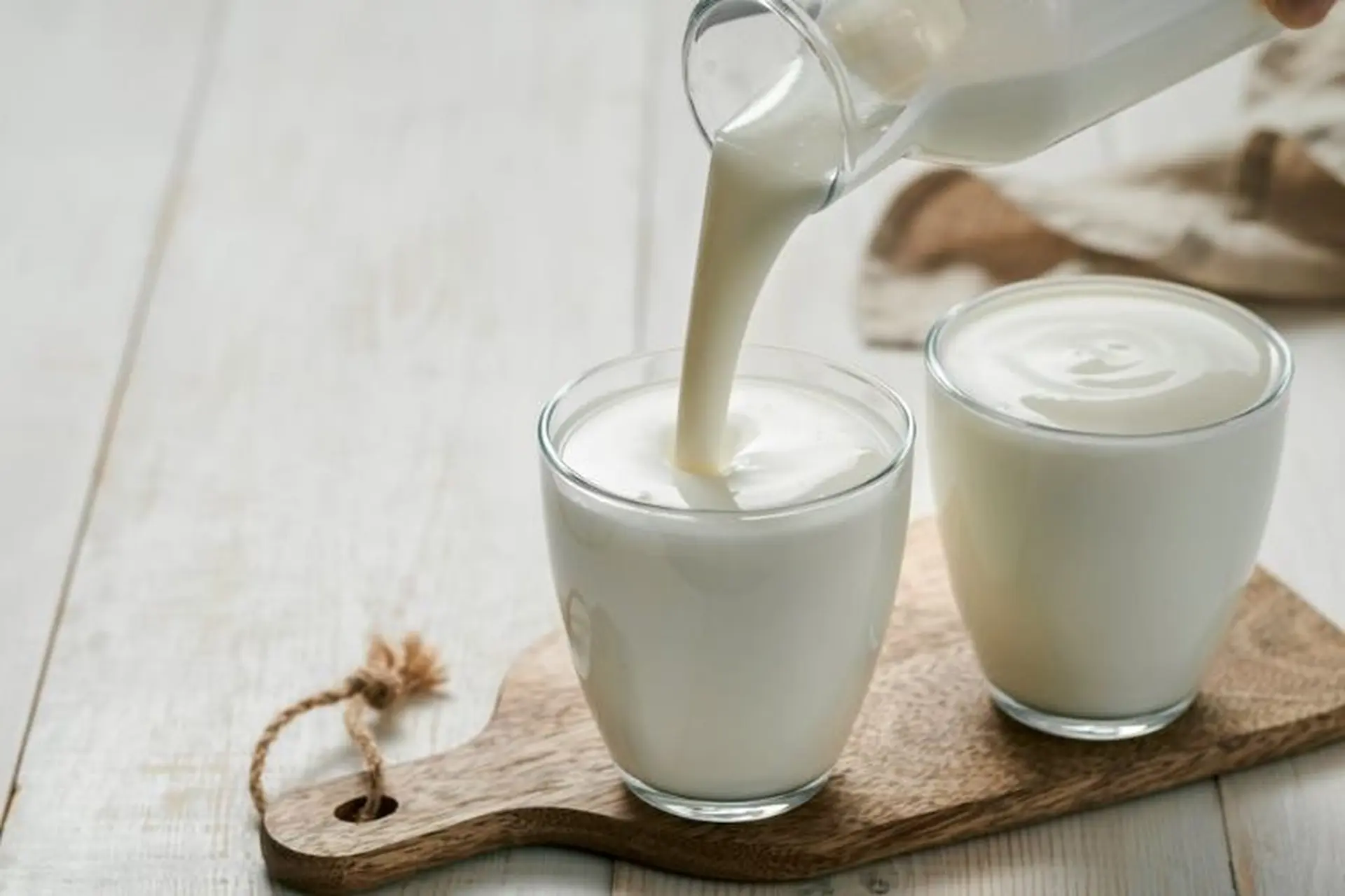 Buttermilk là gì? Phân loại, tác dụng đối với sức khỏe và cách dùng trong chế biến món ăn