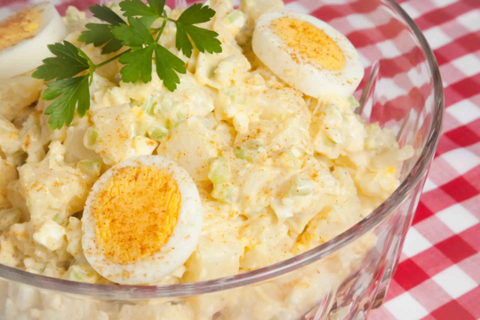 Thử ngay cách làm salad khoai tây bằng nồi áp suất đơn giản, nhanh chóng mà vẫn giữ nguyên hương vị
