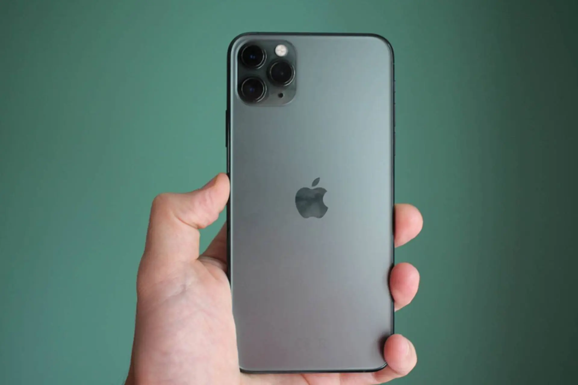 2026 có nên mua iPhone 11 Pro Max không? Đánh giá chi tiết trước khi xuống tiền
