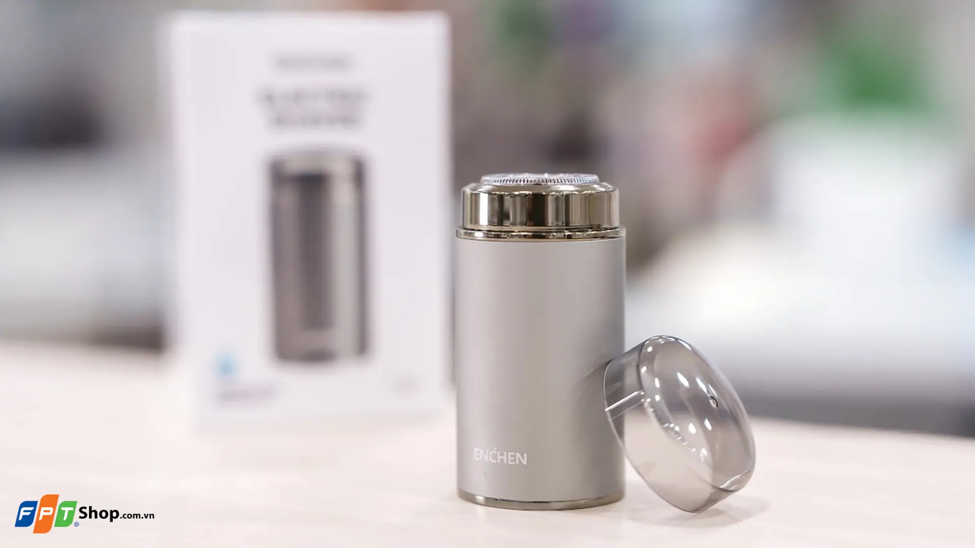 https://fptshop.com.vn/