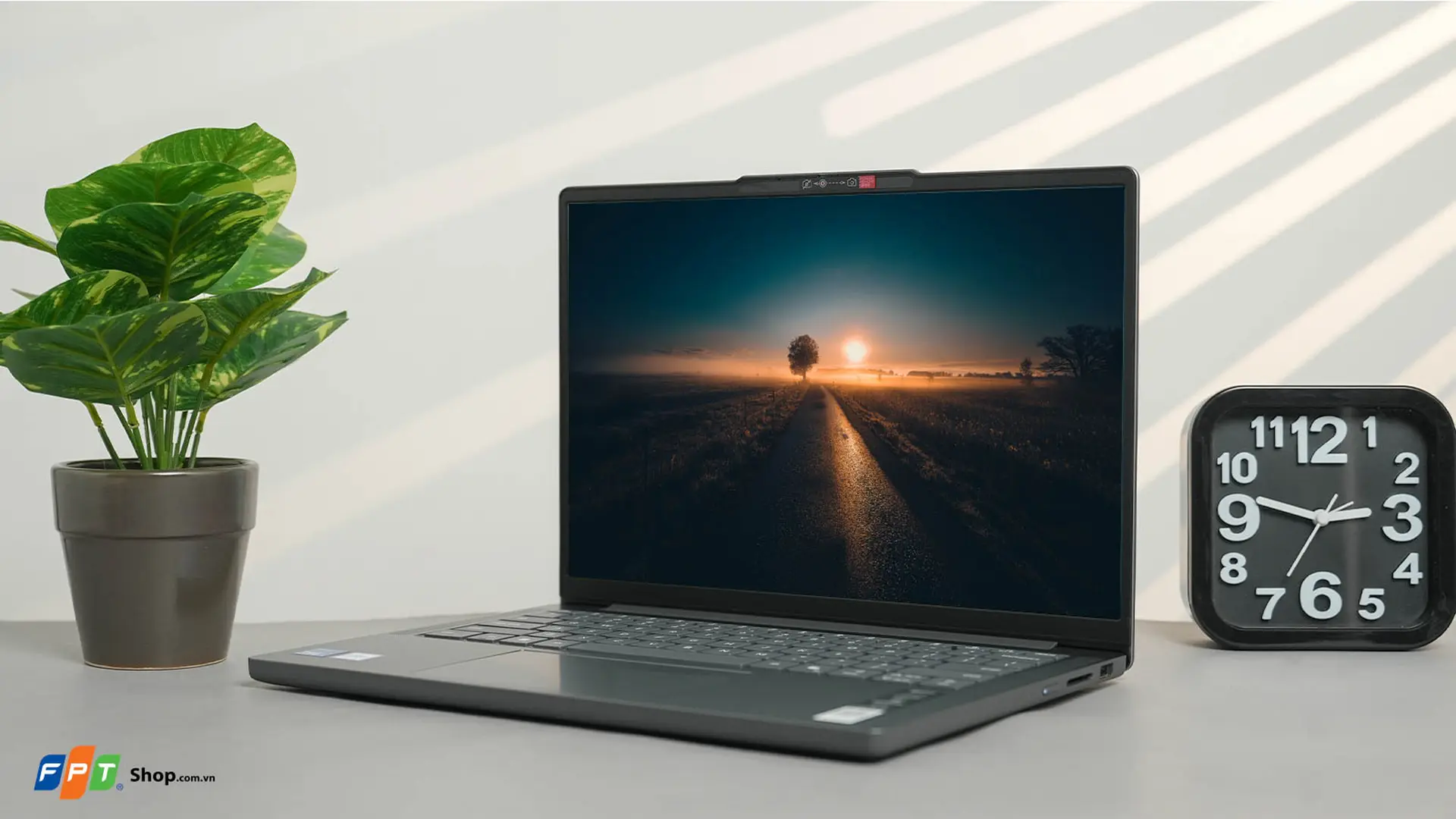 https://fptshop.com.vn/