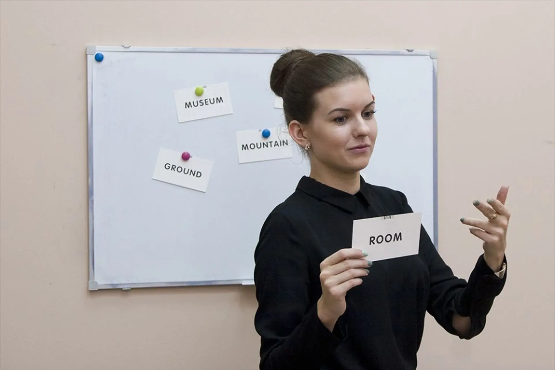 Ngành sư phạm tiếng Anh: Cánh cửa mở ra sự nghiệp giảng dạy đầy triển vọng và cơ hội phát triển bền vững