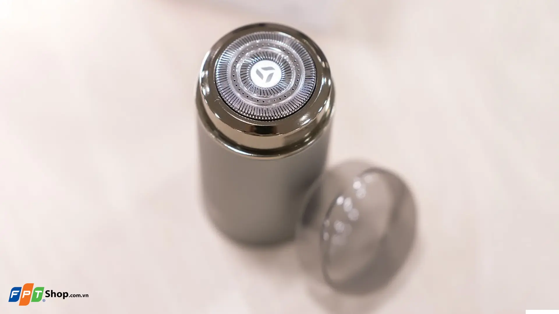 https://fptshop.com.vn/