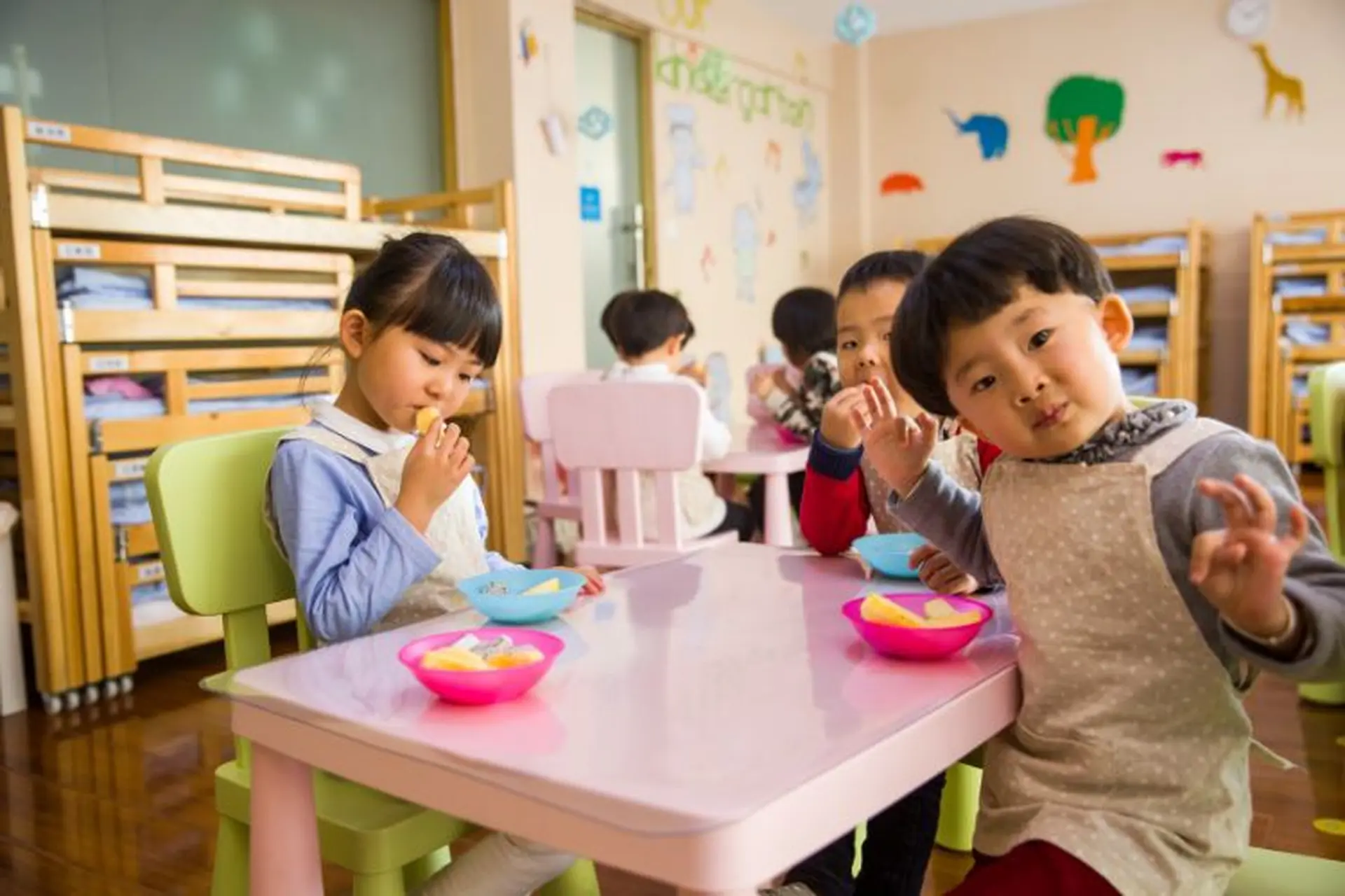 3-4 tuổi là mẫu giáo gì? Quy định, quyền lợi và thông tin cần biết về trẻ em mẫu giáo
