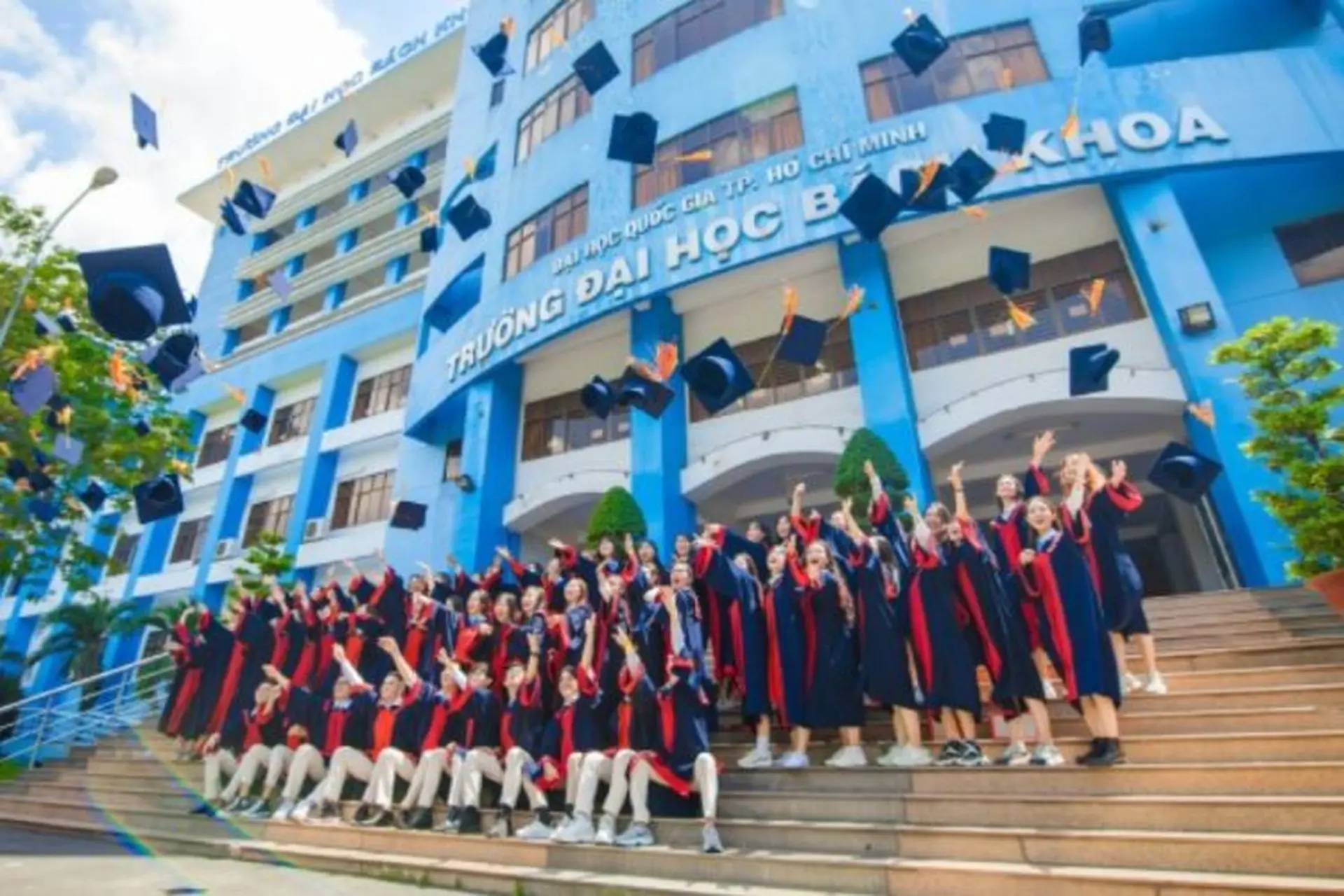 Tìm hiểu chi tiết về học phí Bách Khoa TP.HCM 2025 và những chính sách hỗ trợ học tập