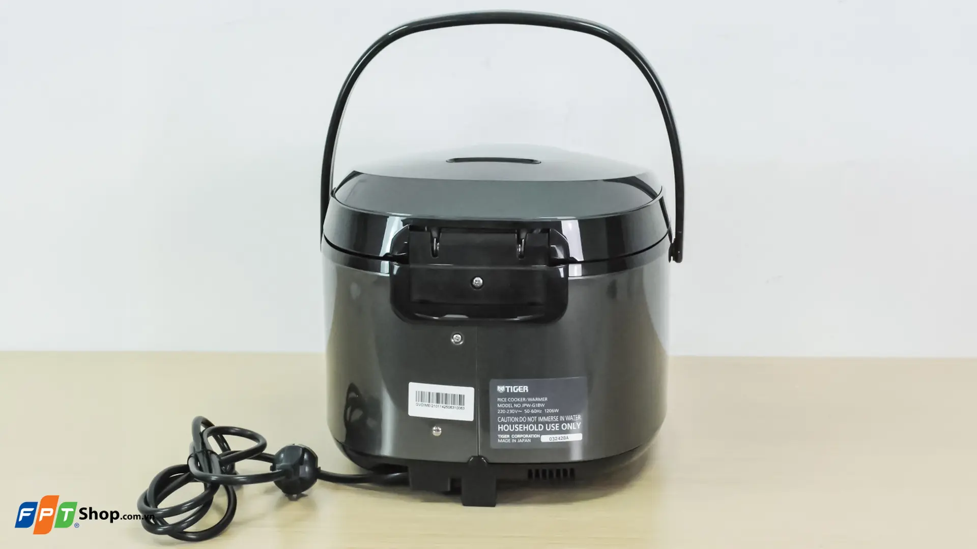 https://fptshop.com.vn/