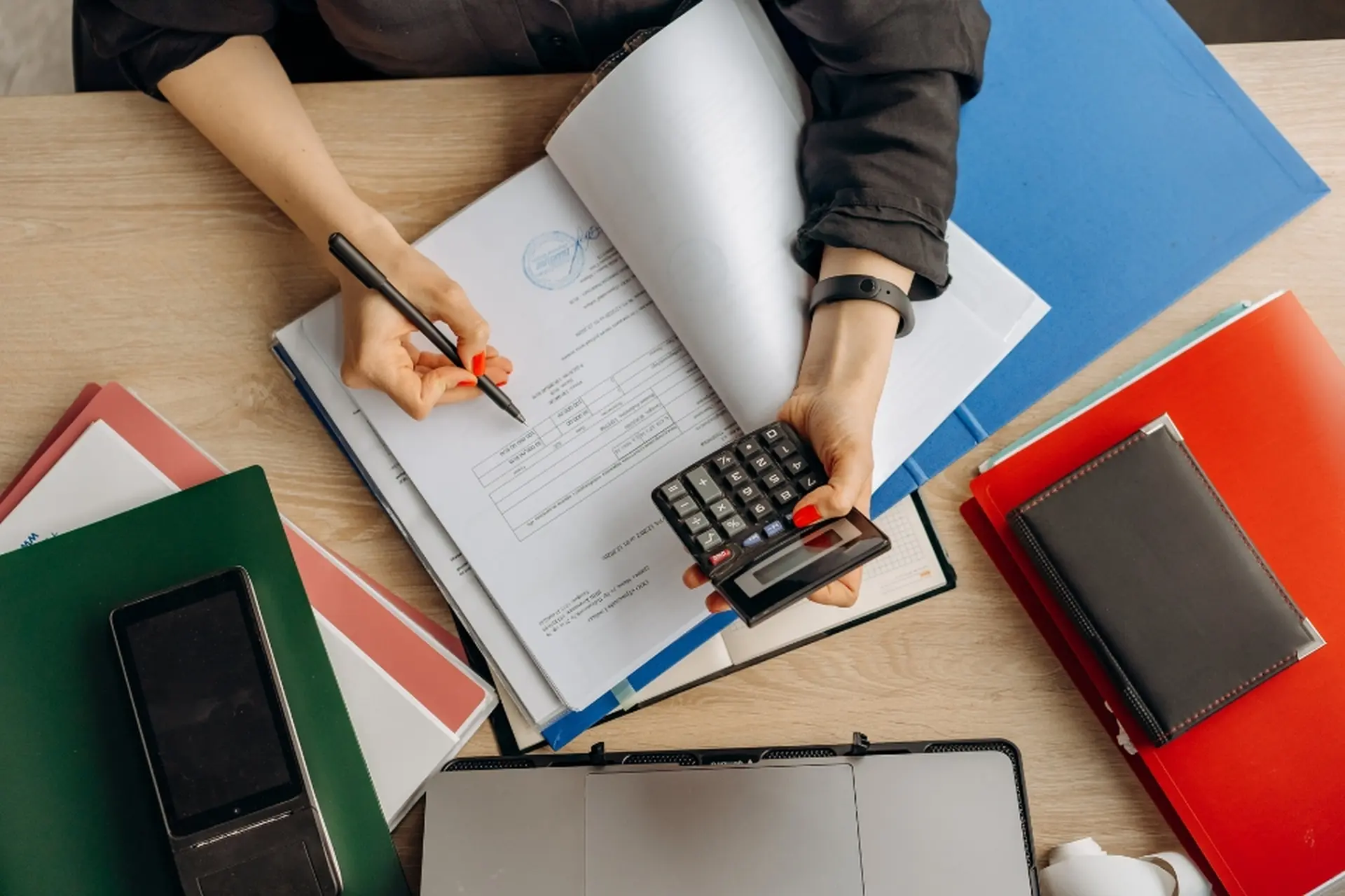 Bút toán là gì? Nguyên tắc ghi nợ – có, các loại bút toán phổ biến và cách lập bút toán mới nhất