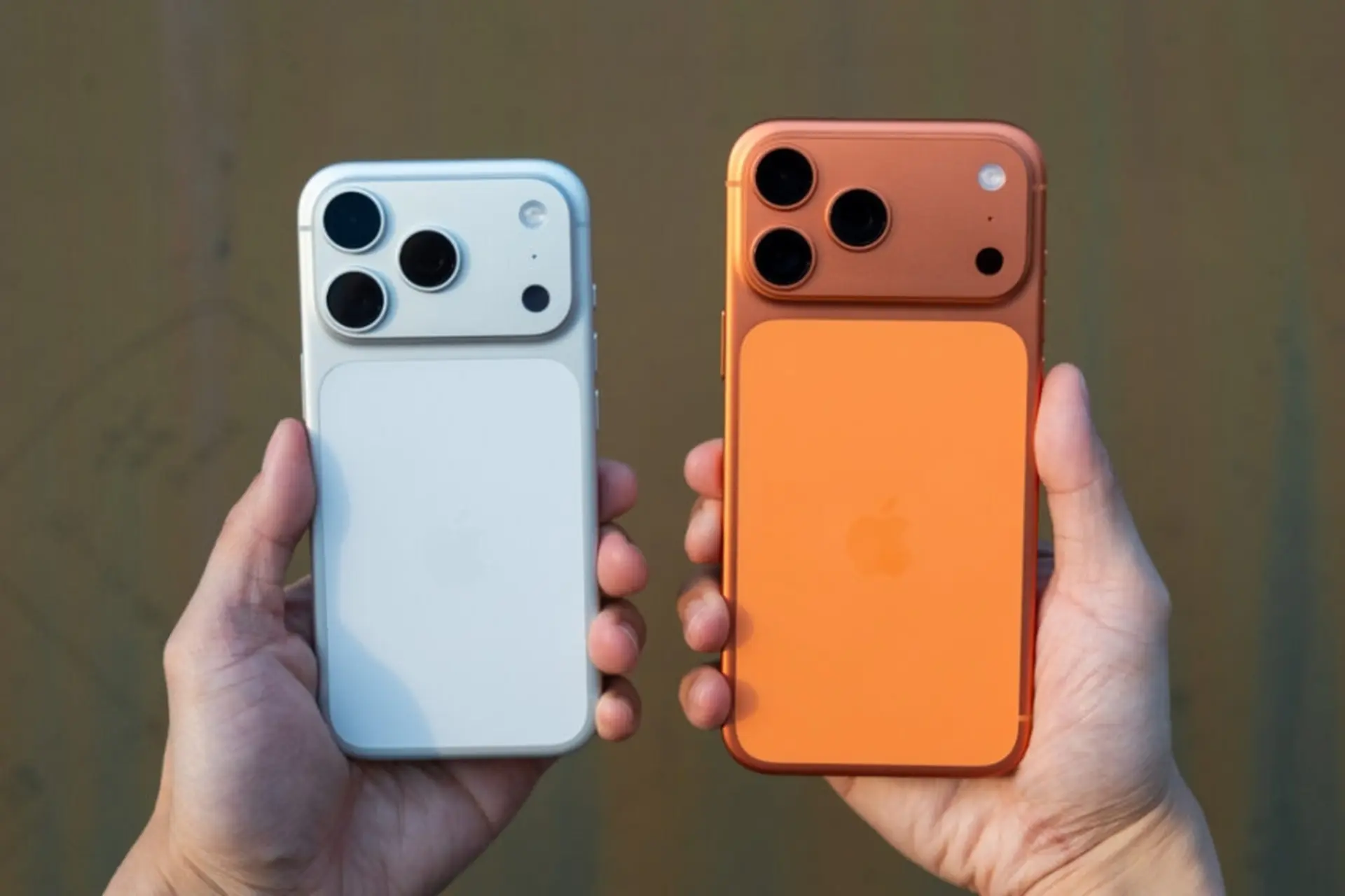 Trọng lượng iPhone 17 Pro Max là bao nhiêu? So sánh chi tiết với các phiên bản khác