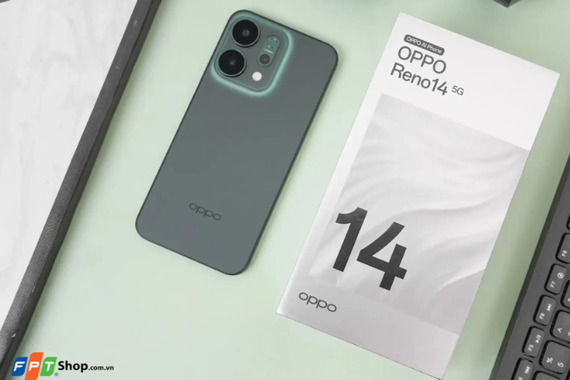 Trên tay OPPO Reno14 5G tại Việt Nam:  Camera AI chuyên nghiệp nâng tầm trải nghiệm, hiệu năng cực mạnh