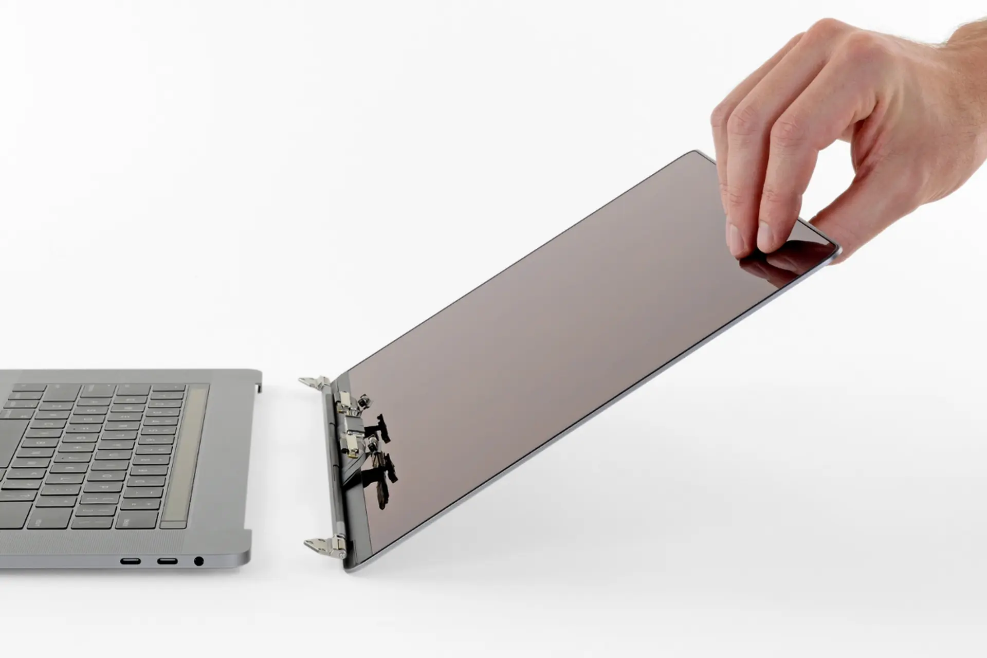 Bảng giá thay màn hình MacBook mới nhất: Cập nhật chi phí và lưu ý trước khi sửa