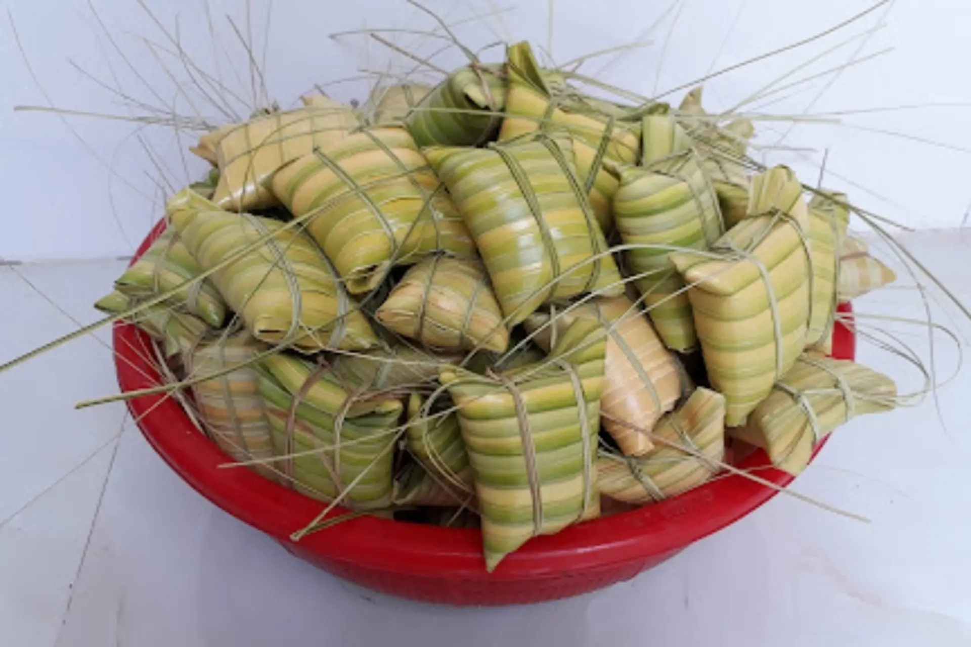 Bí quyết gói bánh lá dừa - đặc sản Bến Tre - dẻo ngon truyền thống theo kiểu Miền Tây