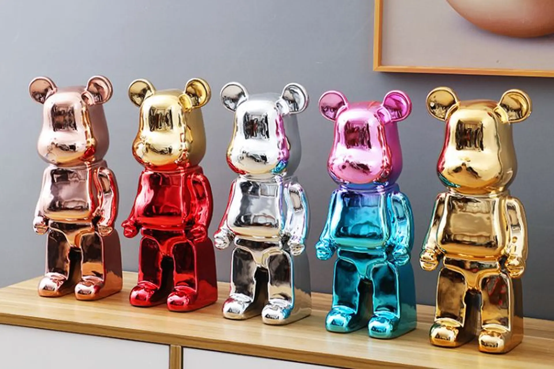 Bearbrick là gì? Tìm hiểu nguồn gốc và những lý do Bearbrick được nhiều người yêu thích