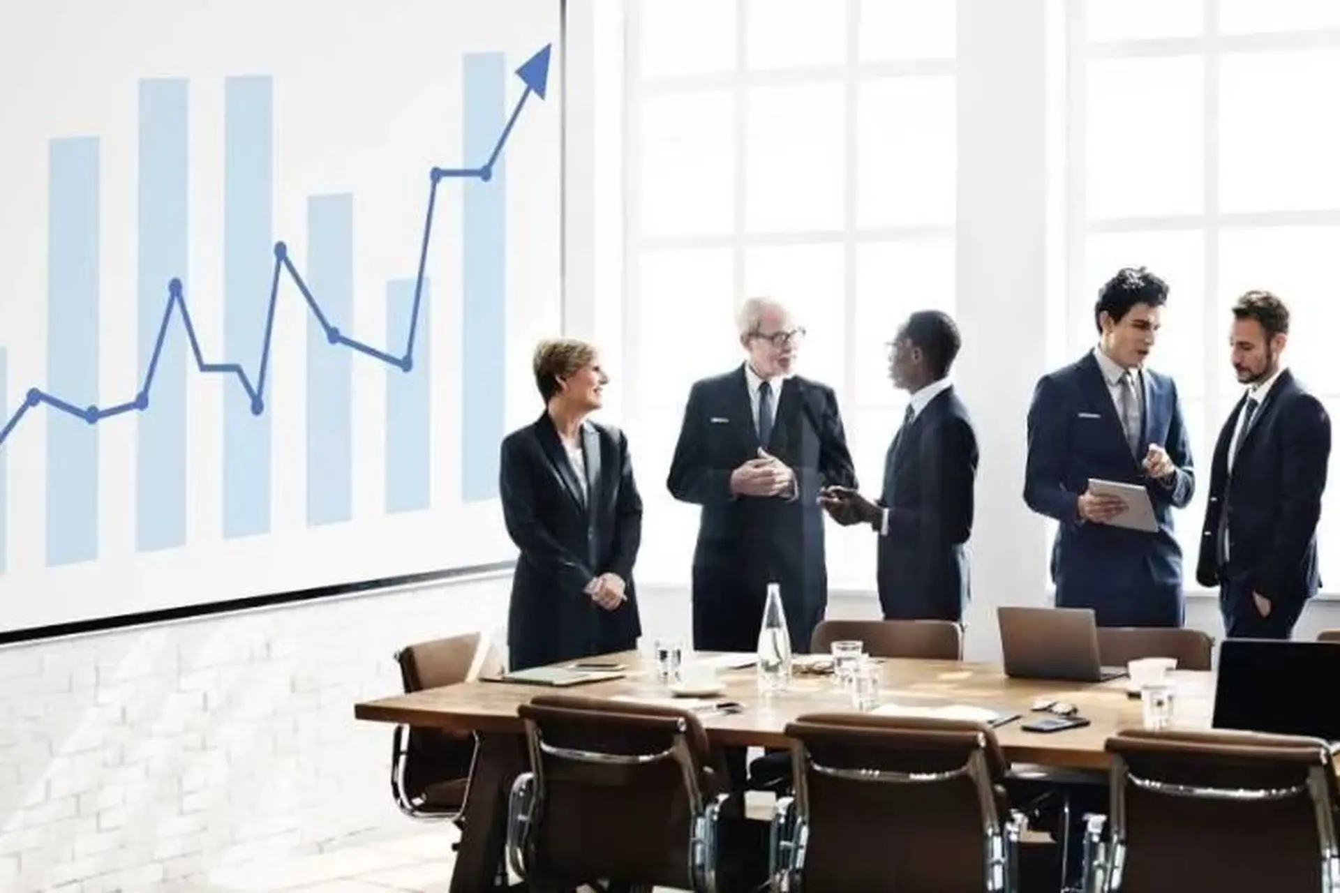 Board of Directors là gì? Tìm hiểu về vai trò, trách nhiệm và công việc của Board of Directors