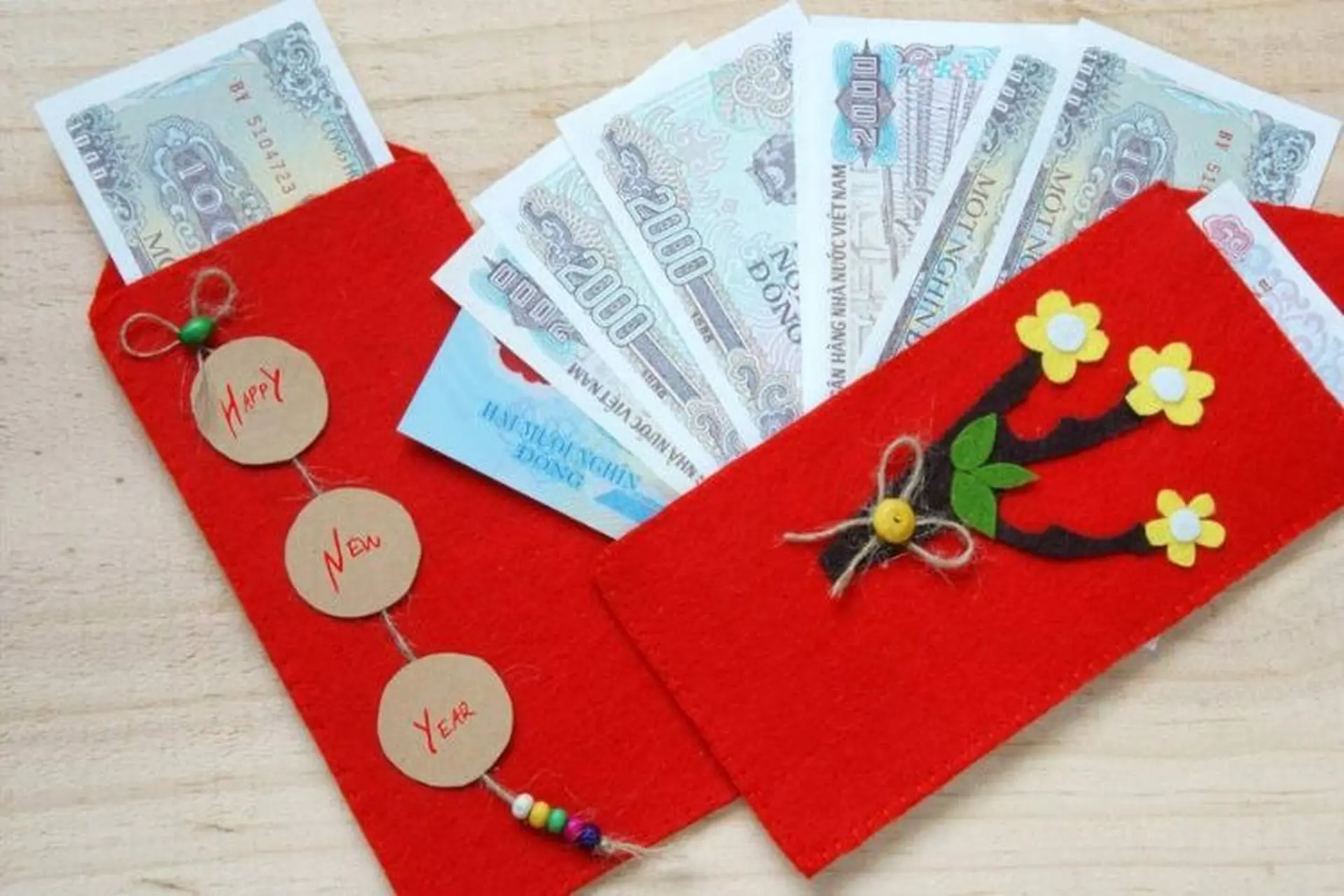 Cách gấp bao lì xì đẹp mắt với các bước đơn giản dễ làm, đầy ý nghĩa để tặng người thân, bạn bè