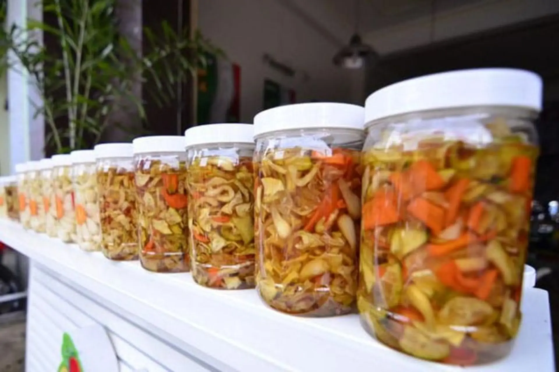 Cách muối củ kiệu miền Trung thơm ngon khó cưỡng chuẩn vị ngày tết ngay tại nhà