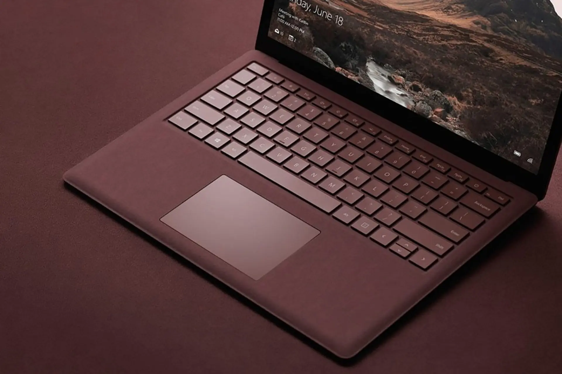 Chất liệu laptop có bao nhiêu loại? Tìm hiểu ưu nhược điểm từng vật liệu vỏ máy trước khi mua mới