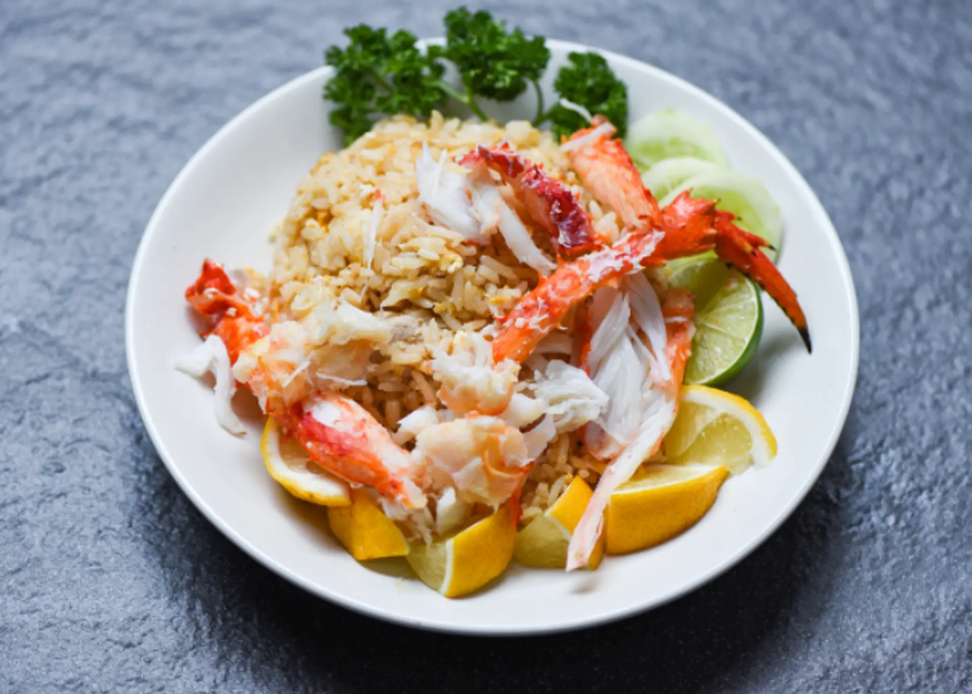 Công thức cơm chiên cua ngon mê ly, hương vị chuẩn nhà hàng đơn giản ngay tại nhà