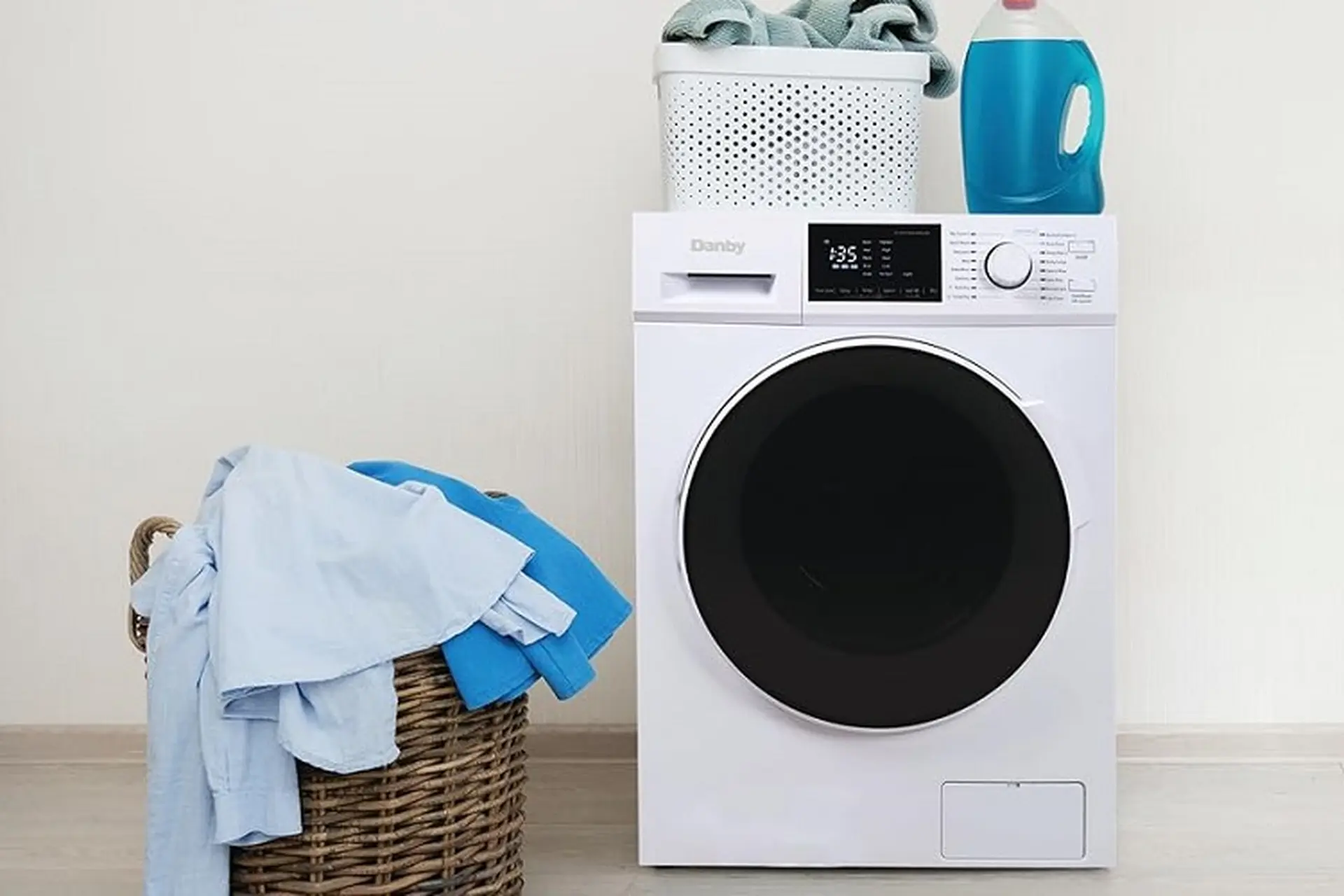 Có nên mua máy giặt không cần ủi? Ưu điểm và lý do thiết bị này xứng đáng có mặt trong ngôi nhà của bạn