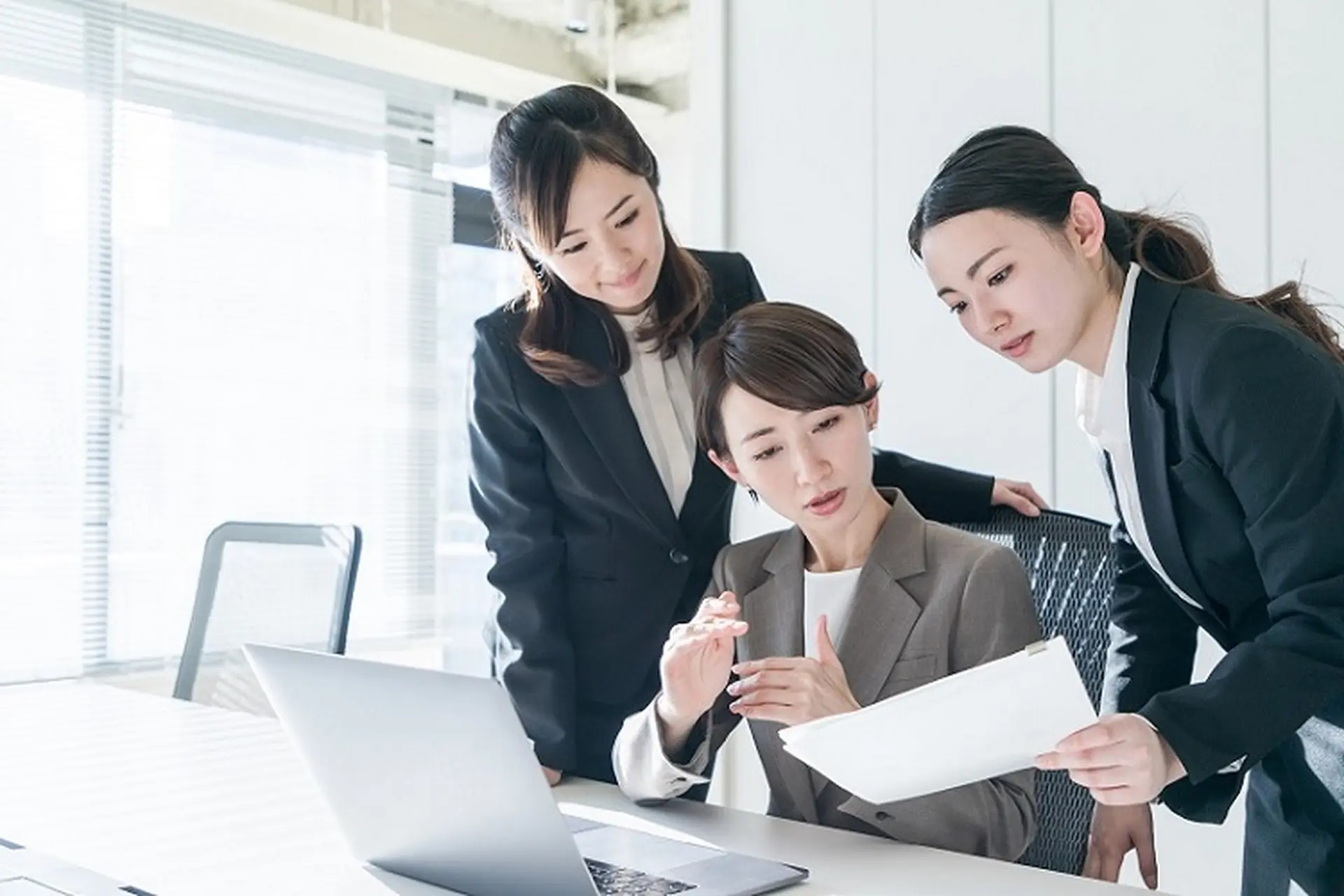 Công ty gia đình là gì? Tìm hiểu các loại hình phù hợp nhất để tối ưu hóa quản lý và phát triển