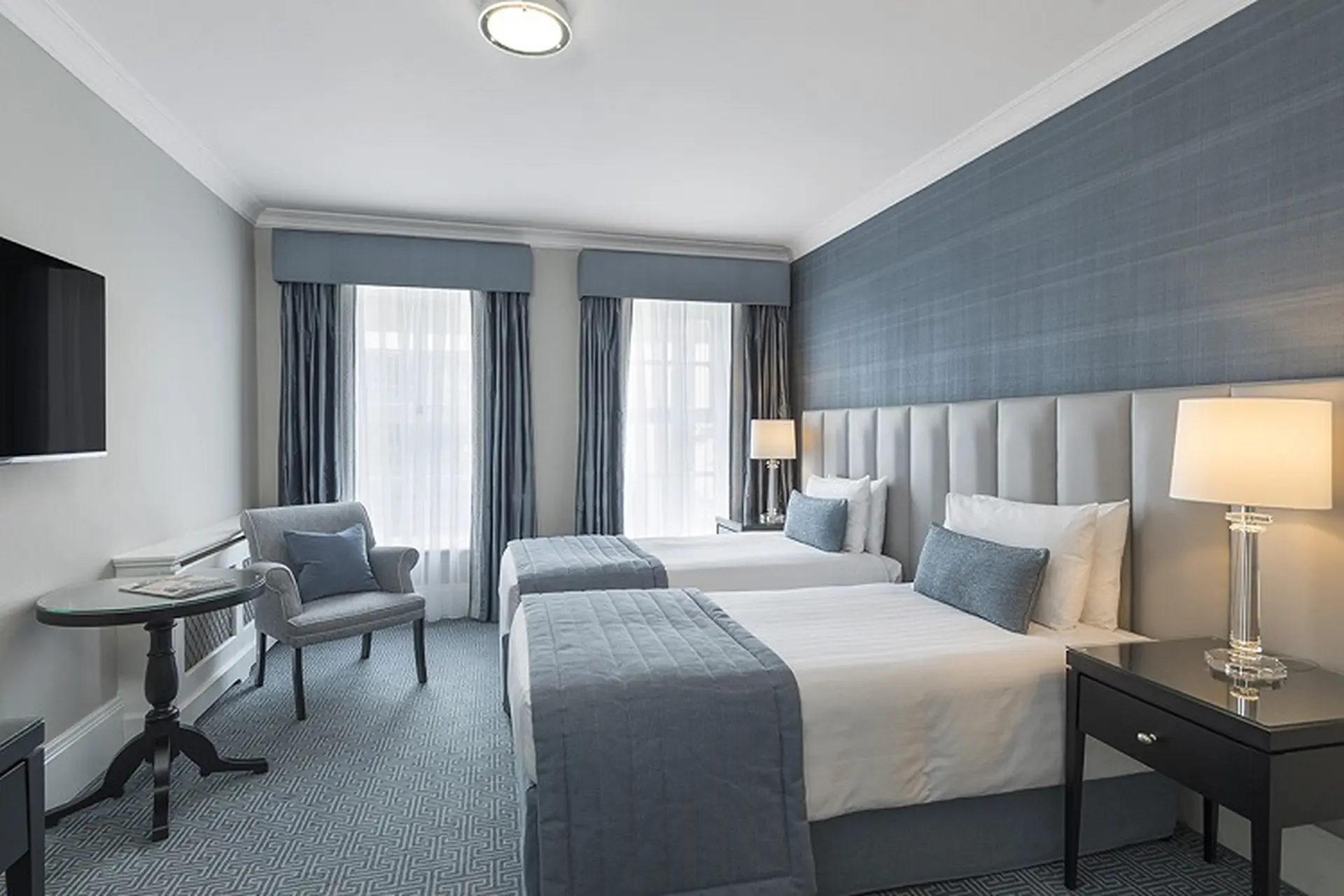 Phòng Deluxe là gì? Khám phá không gian nghỉ dưỡng đẳng cấp, tiện nghi và sang trọng vượt trội