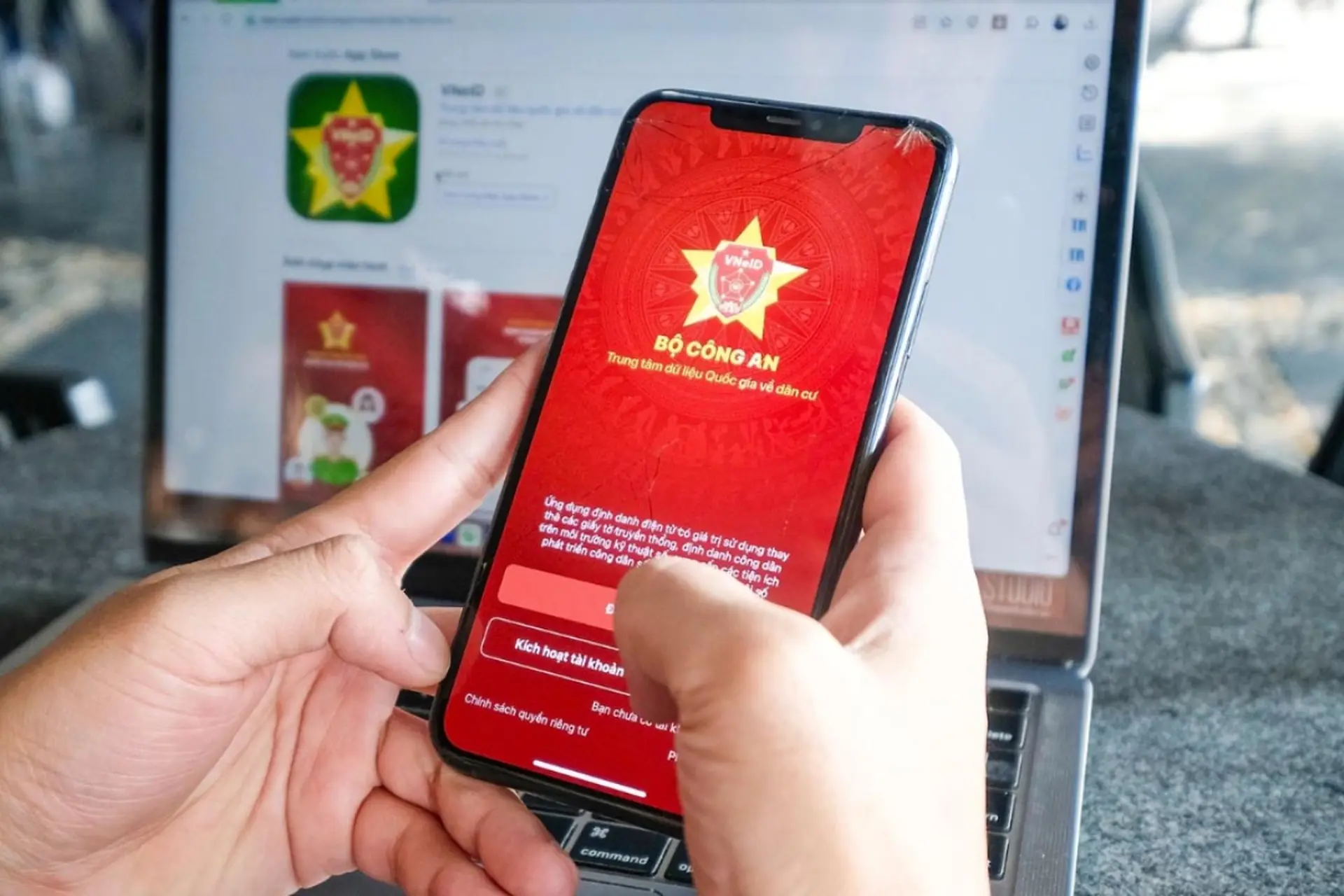 Cung cấp mã OTP VNeID cho người khác có sao không? Cảnh báo nguy cơ mất tài khoản nếu bất cẩn