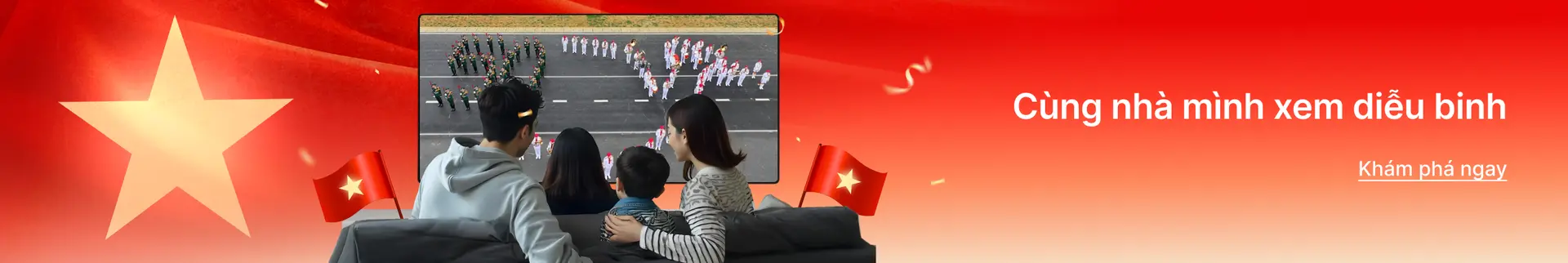Cùng nhà mình xem diễu hành