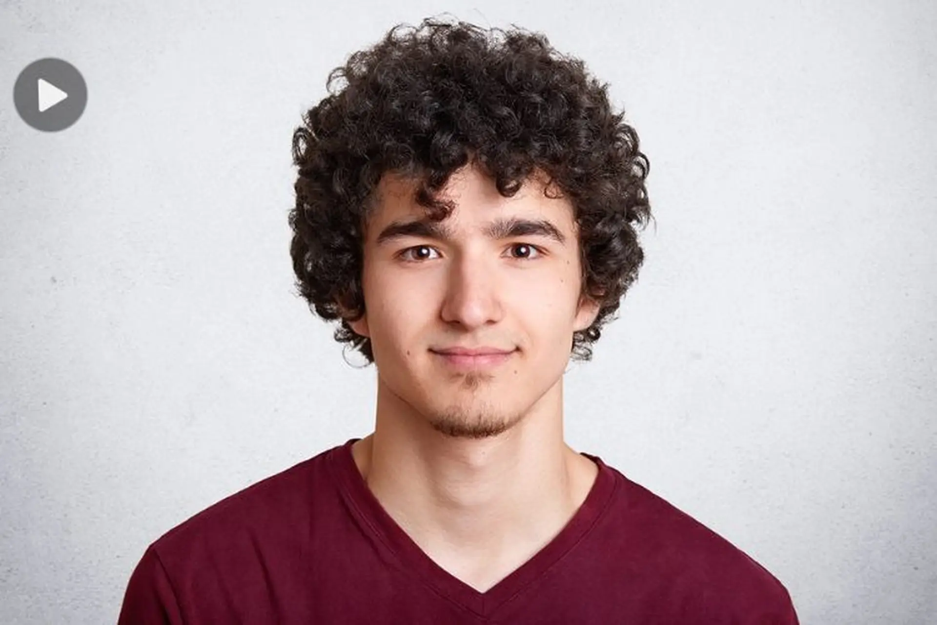 Face Swap AI là gì? Các đặc điểm nổi bật của Face Swap AI và các công cụ phổ biến hiện nay