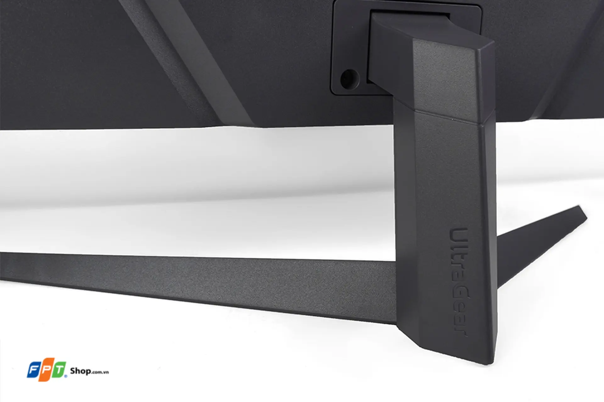 https://fptshop.com.vn/