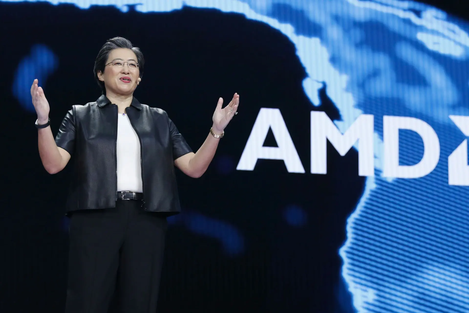 Lisa Su là ai? Chân dung nữ lãnh đạo đứng sau cuộc hồi sinh ngoạn mục của AMD