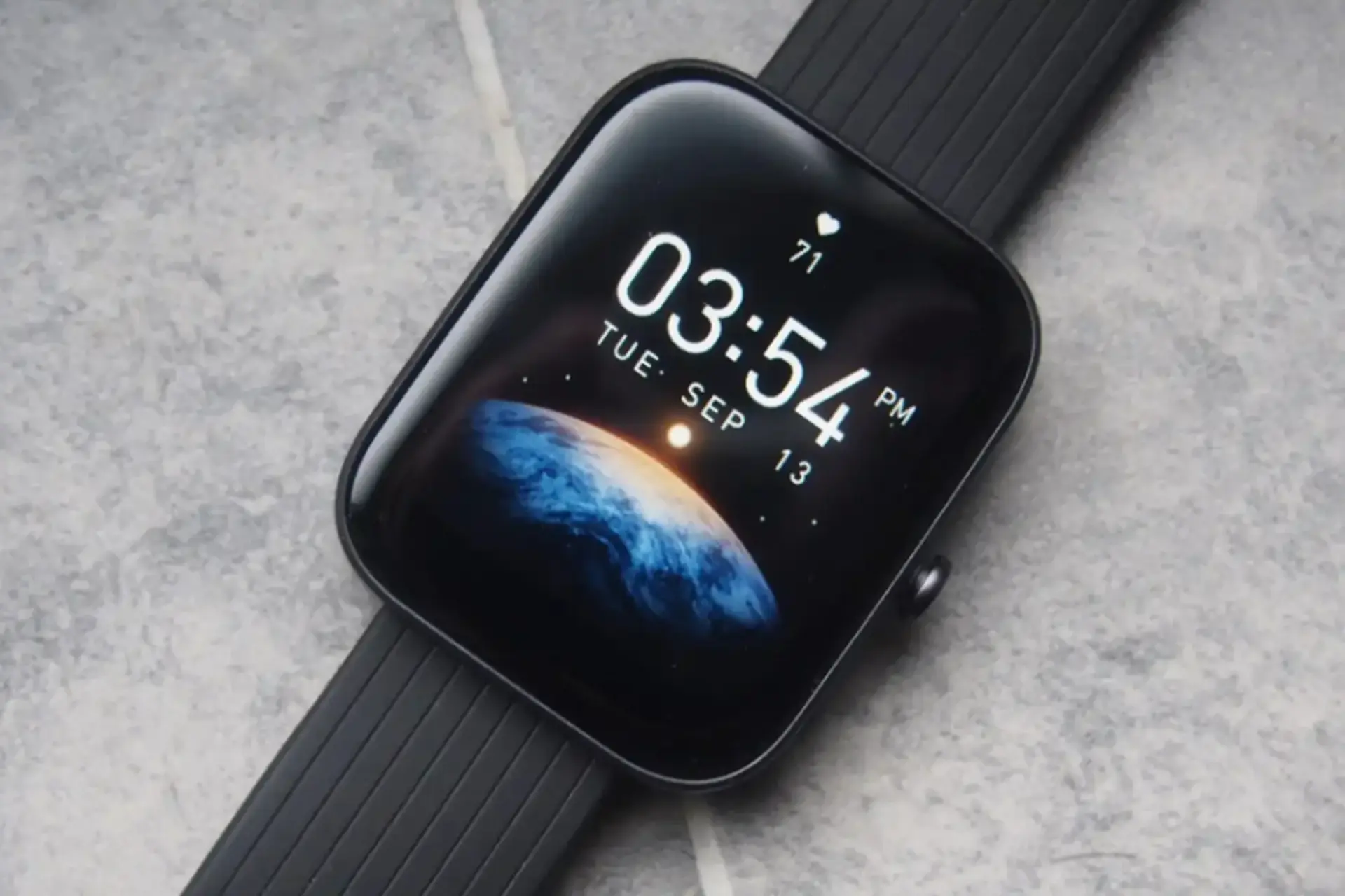 Màn hình Transflective LCD là gì? Khi màn hình quyết định trải nghiệm đồng hồ thông minh