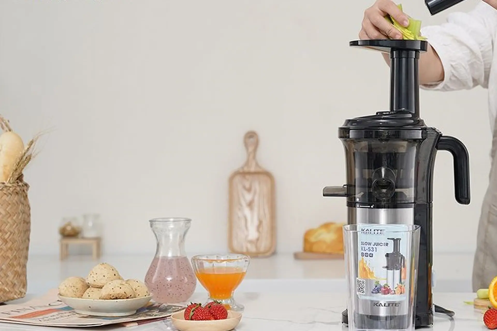 Mua máy ép trái cây ở đâu tại Long An? Gợi ý 6 dòng máy hiện đại, dễ sử dụng nhất hiện nay
