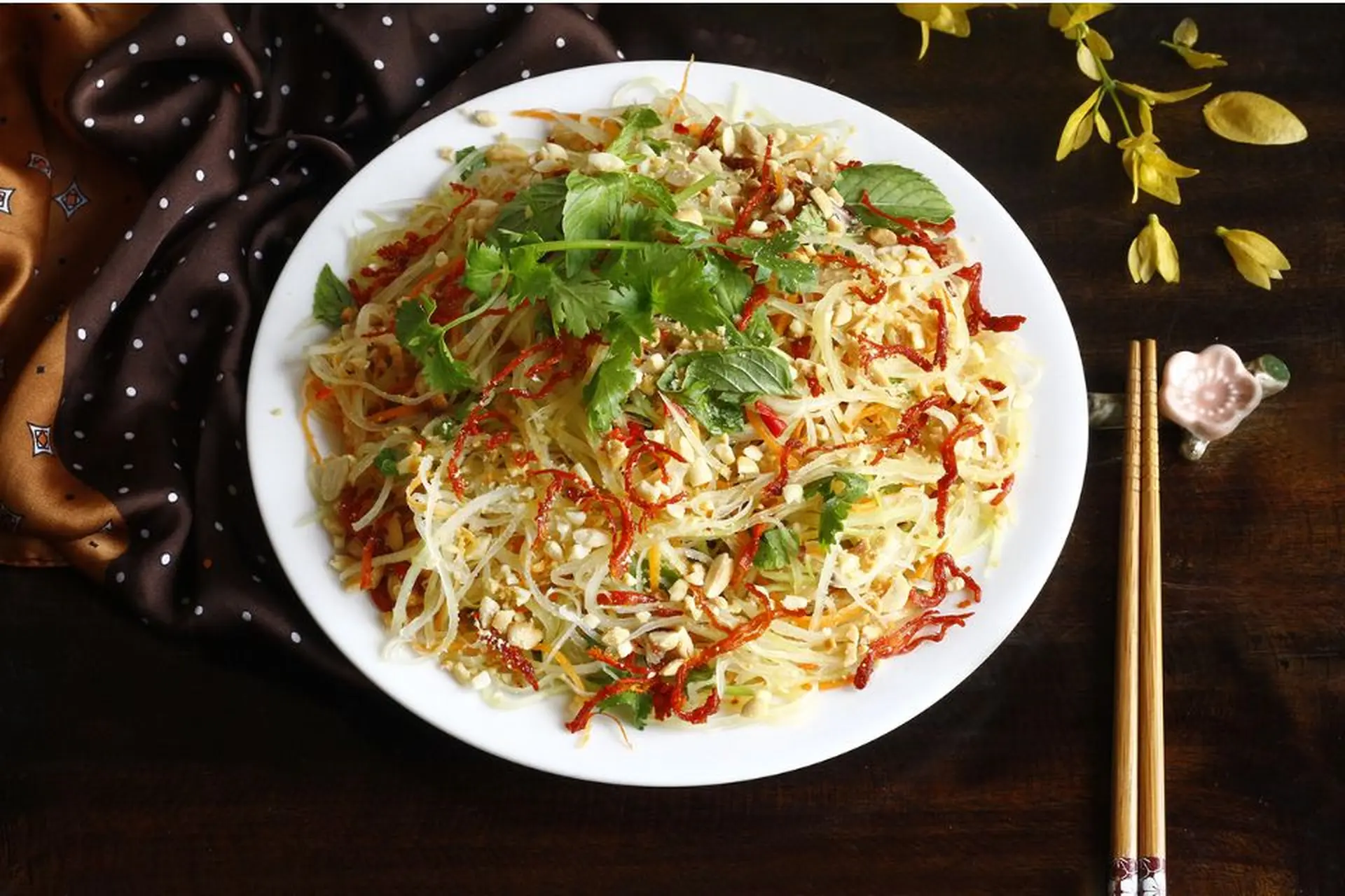 Hướng dẫn cách làm nộm đu đủ bò khô giòn, thơm nức mũi cực kỳ đơn giản ngay tại nhà