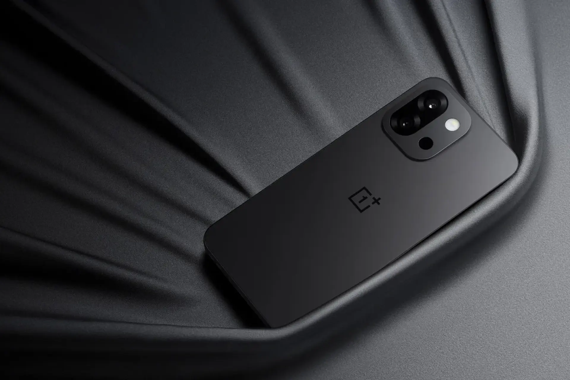 Đánh giá chi tiết OnePlus 13T: Sự lựa chọn hoàn hảo cho những ai yêu thiết kế "nhỏ mà có võ"